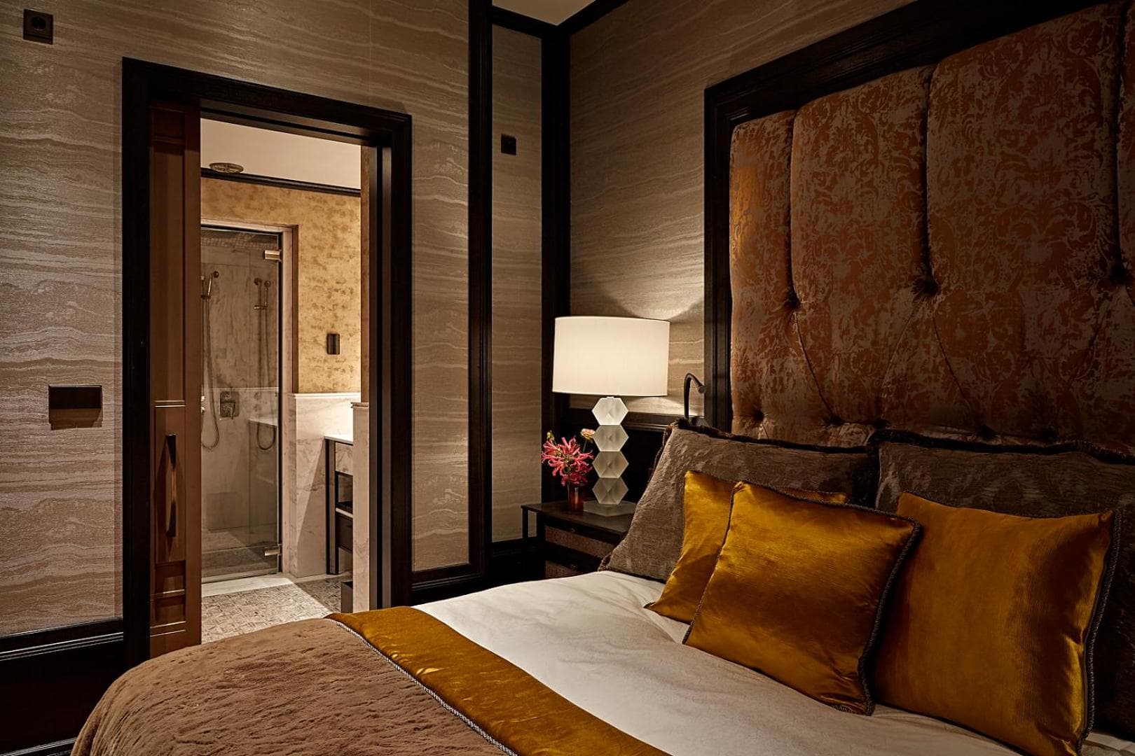 Hotel TwentySeven - Small Luxury Hotels of the World — 7