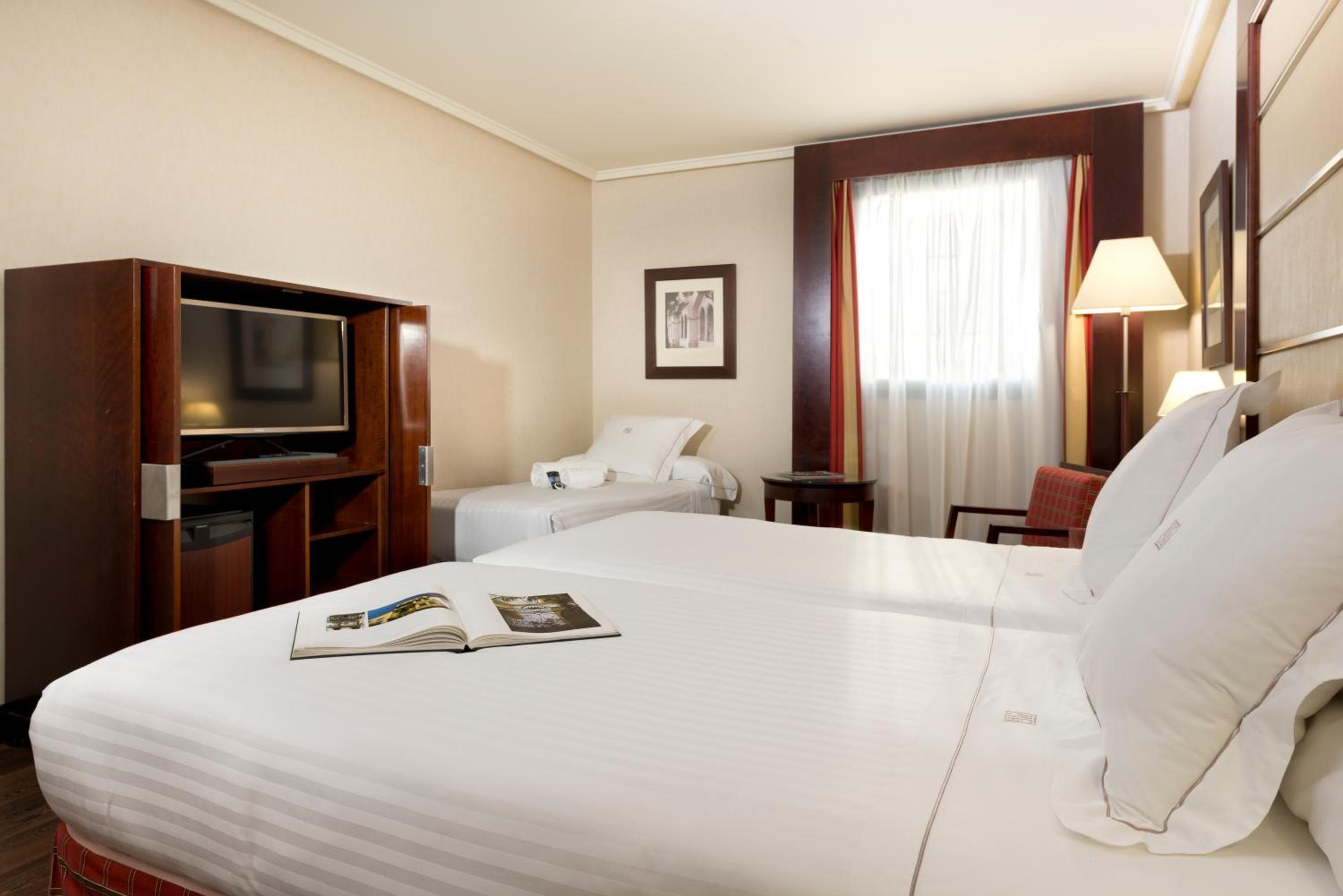 Hotel Sevilla Center — 23