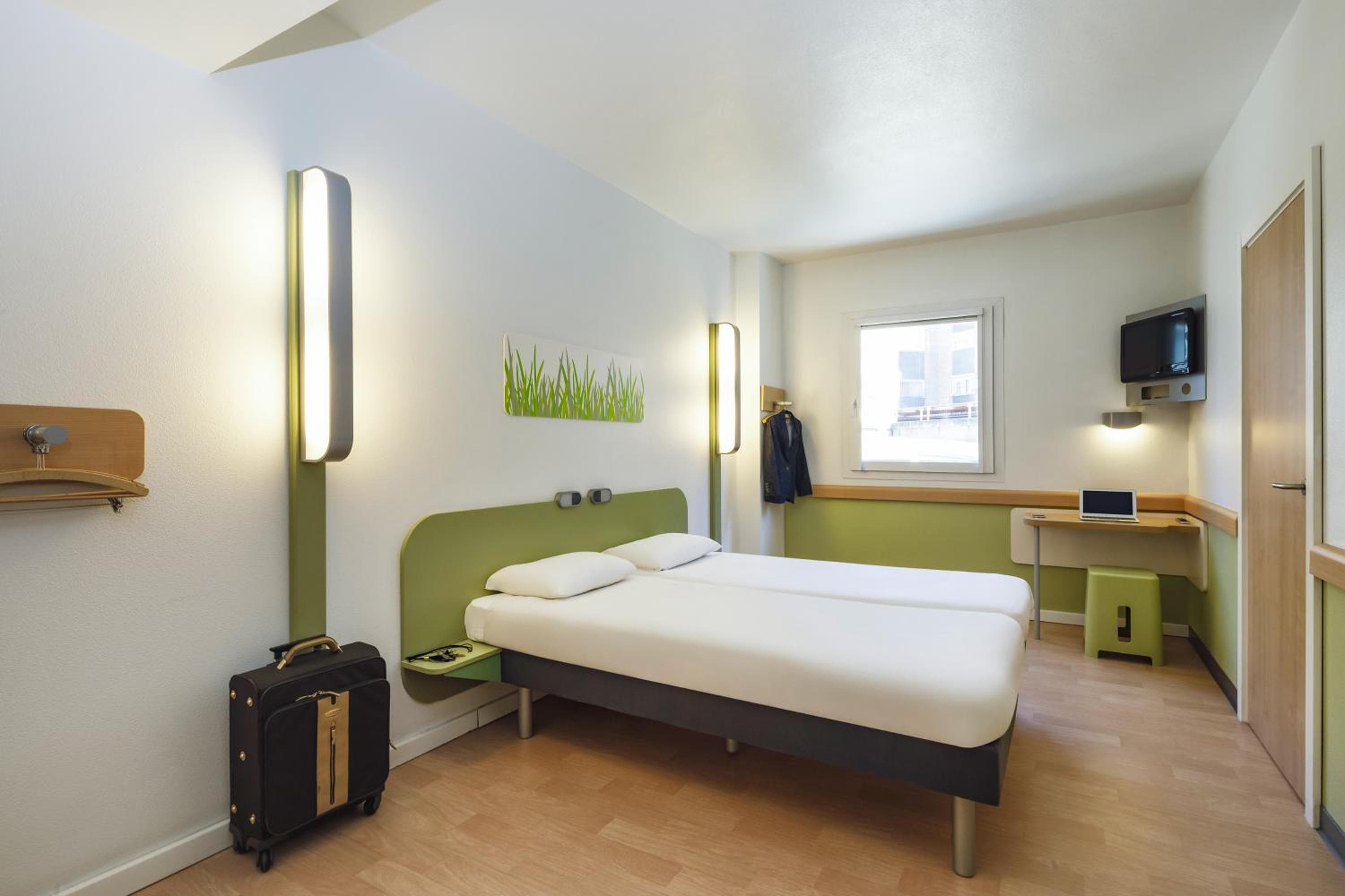 Ibis Budget Málaga Centro — 20