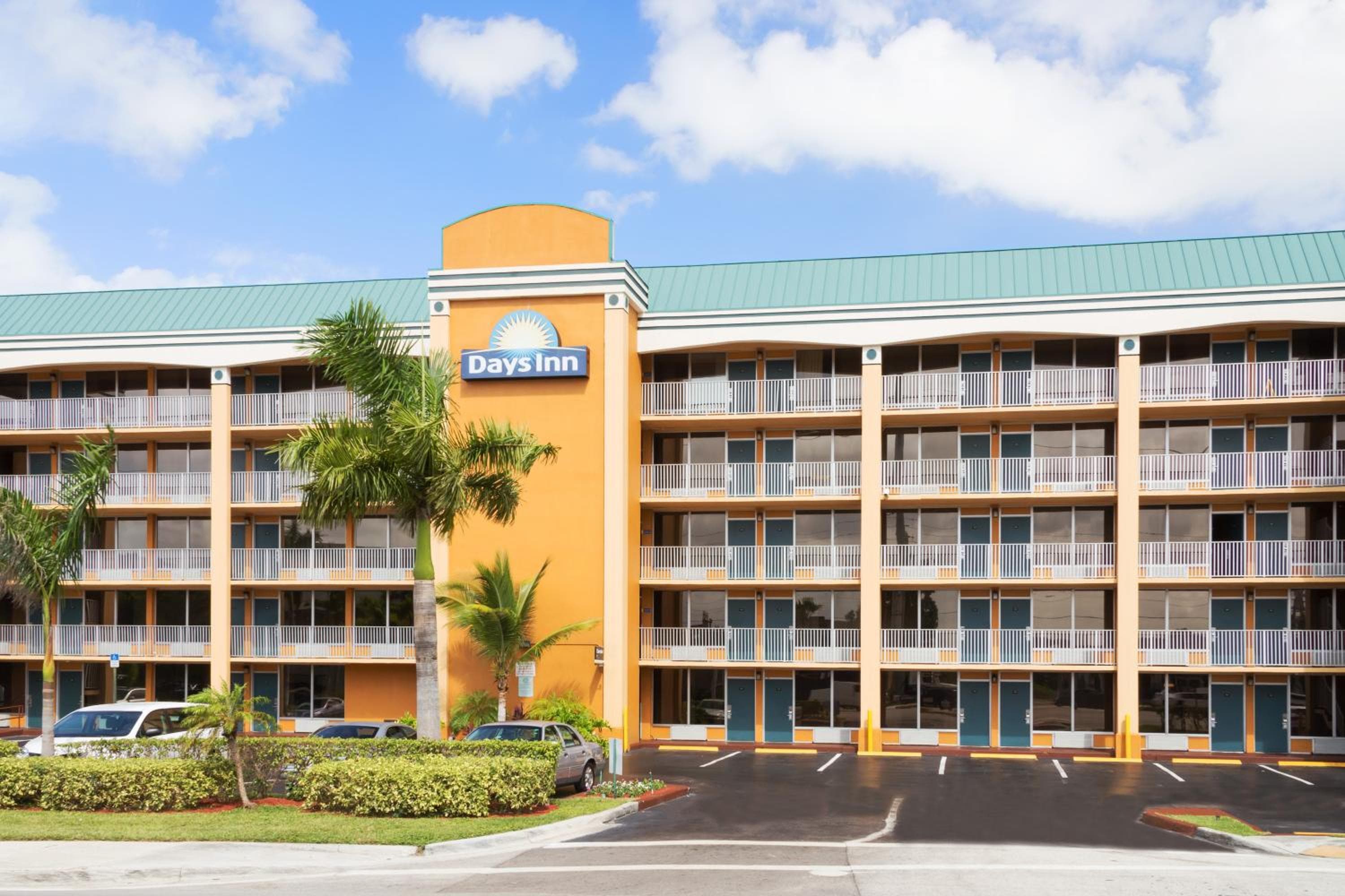 Days Inn by Wyndham Fort Lauderdale-Oakland Park Airport N — 21