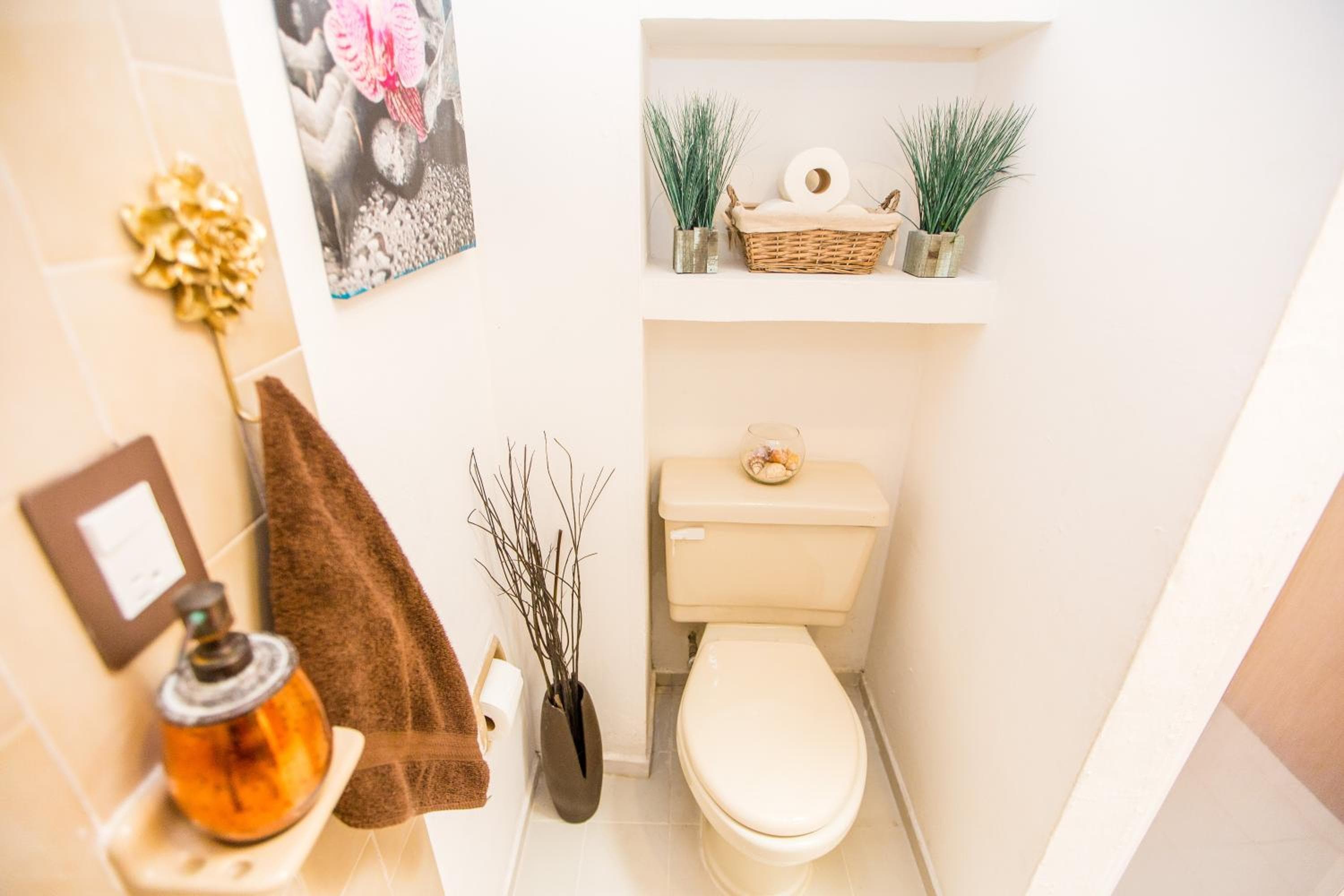 Casa Blanca Boutique & Organic — 18