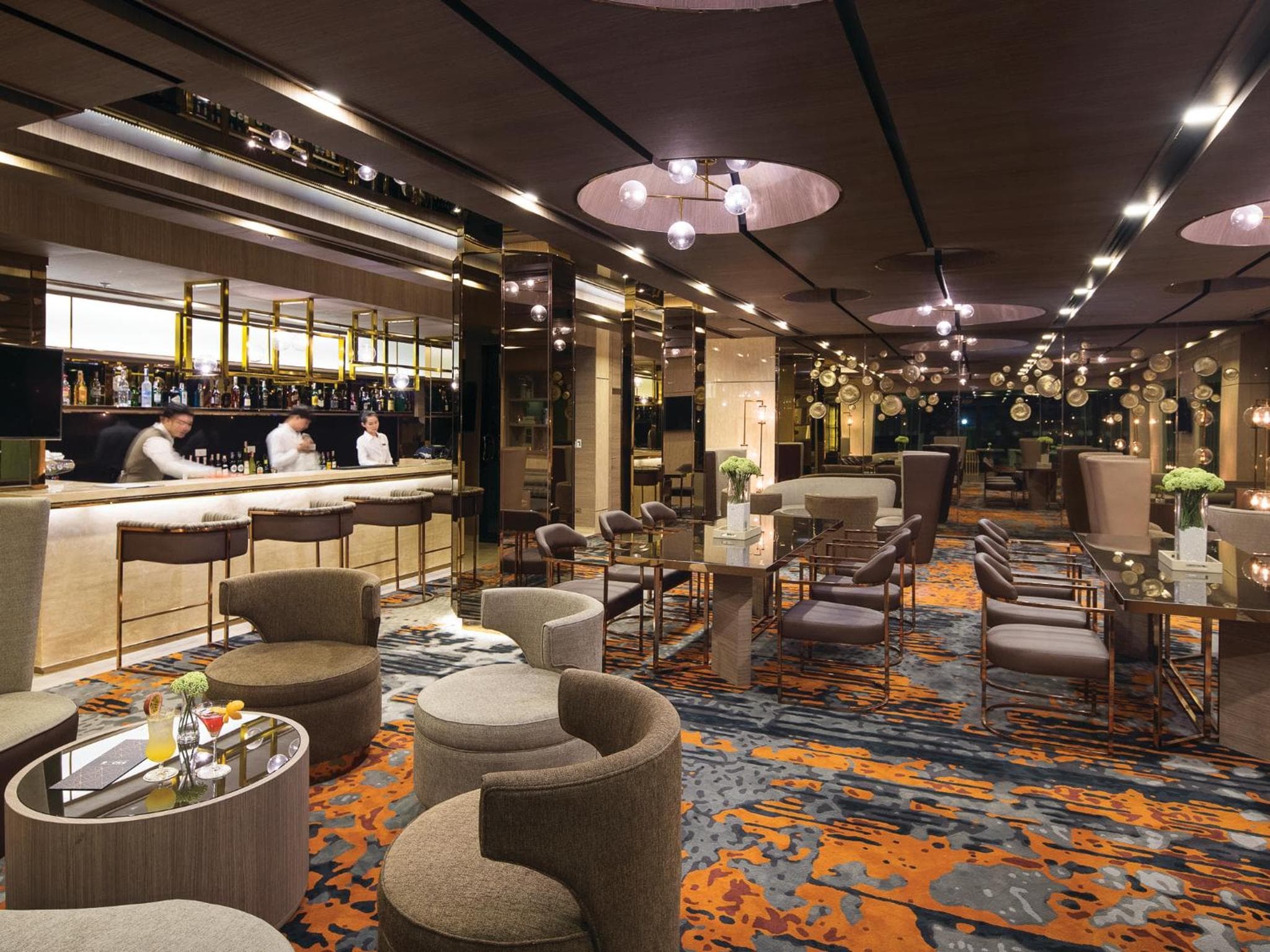 Solitaire Bangkok Sukhumvit 11 by Kingston Hotels — 13