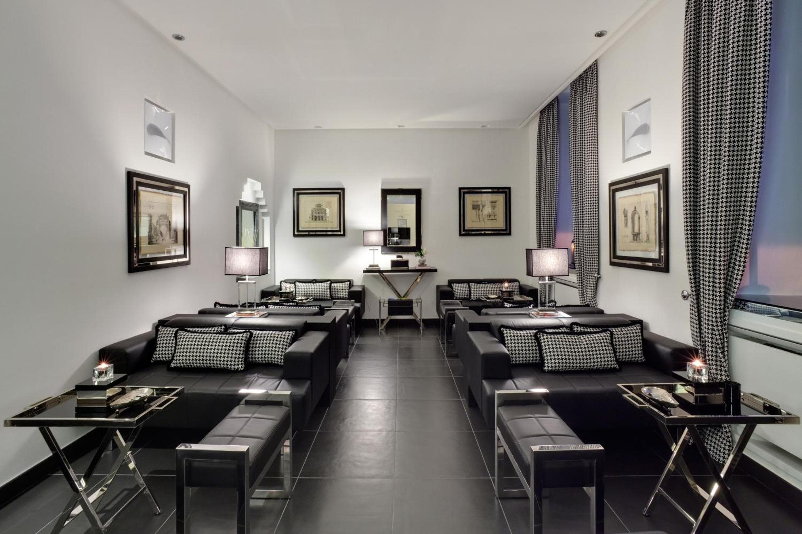 LHP Hotel Napoleon — 3