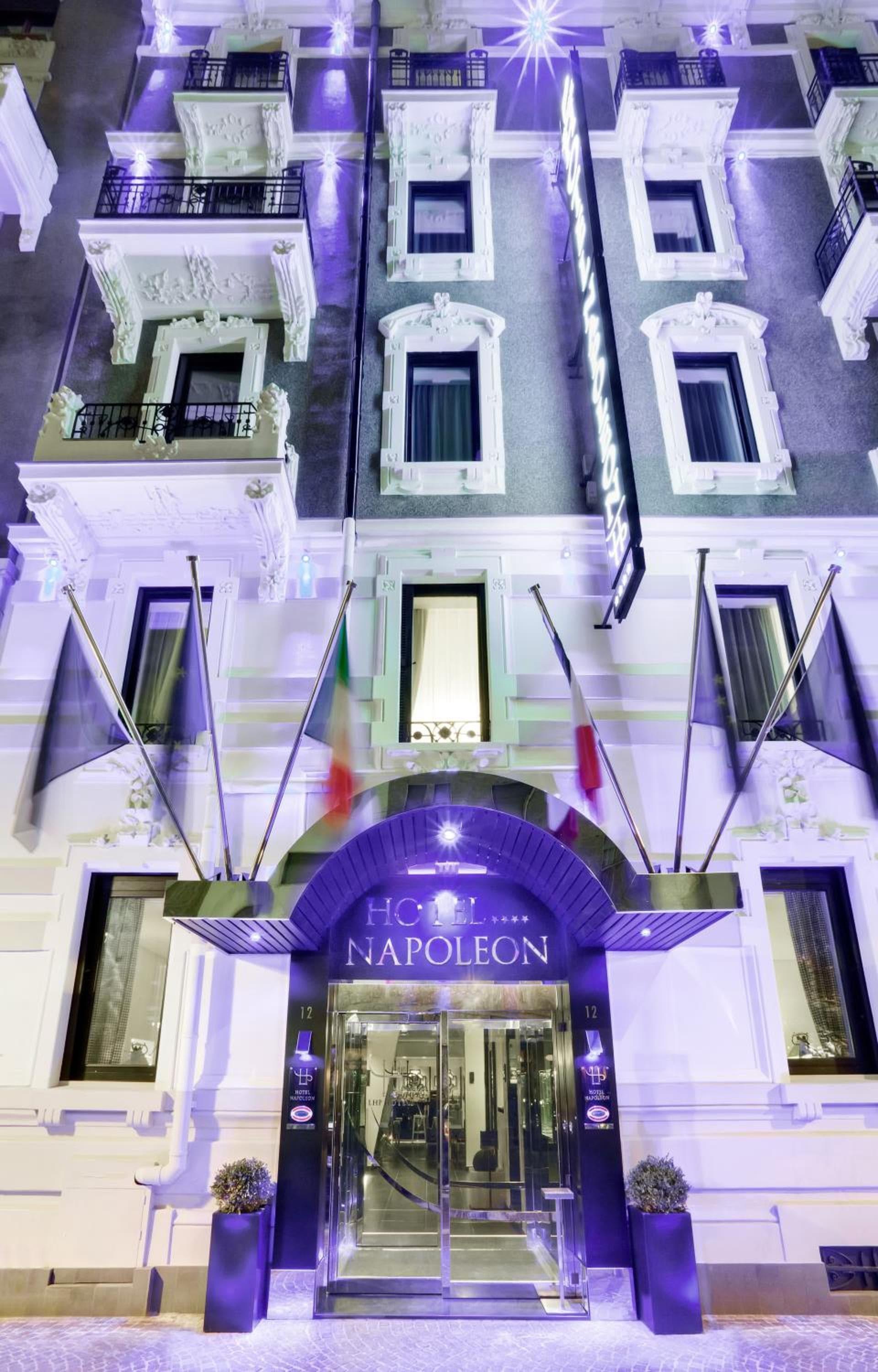 LHP Hotel Napoleon — 1