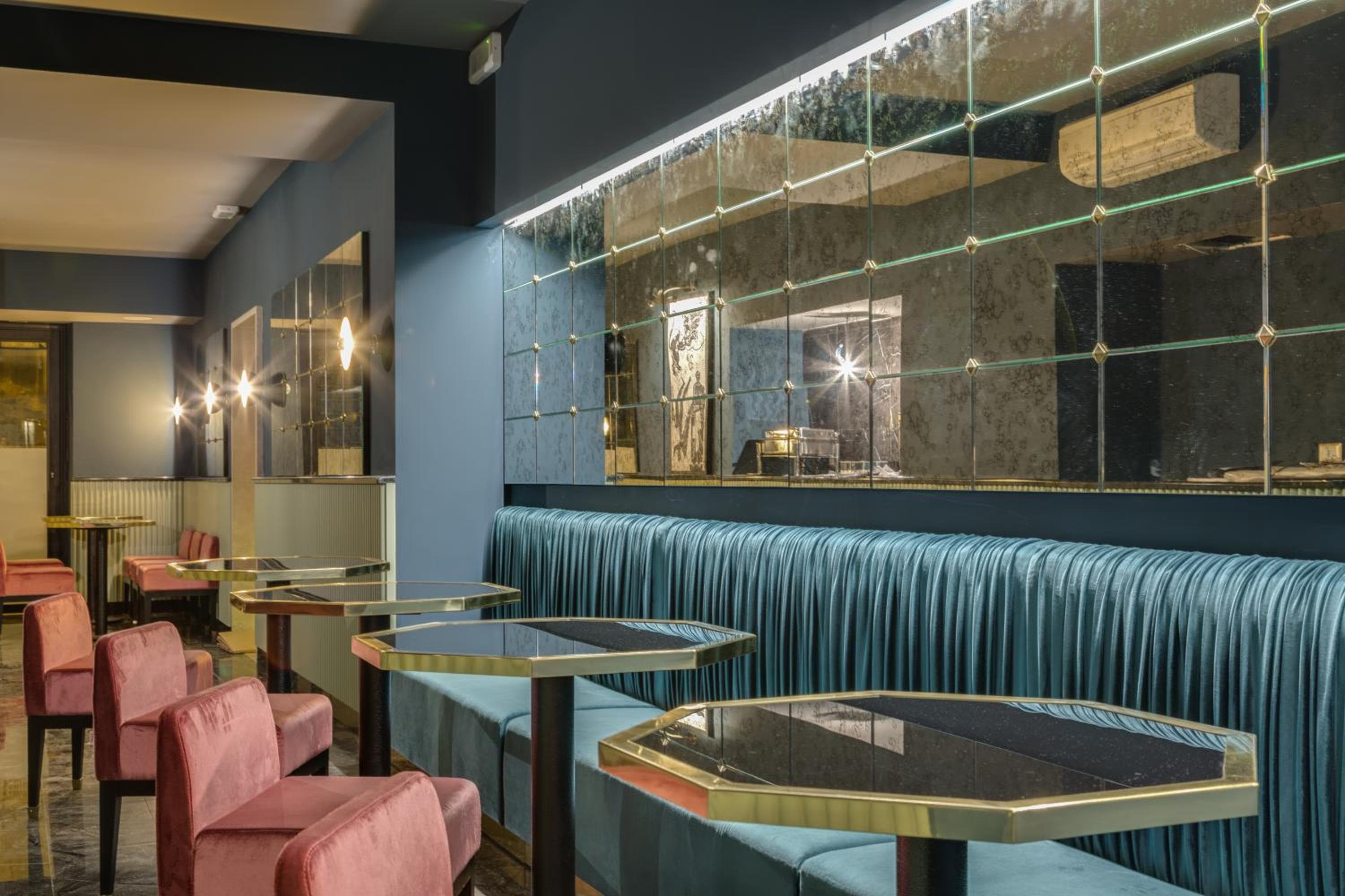 Otivm Hotel — 9