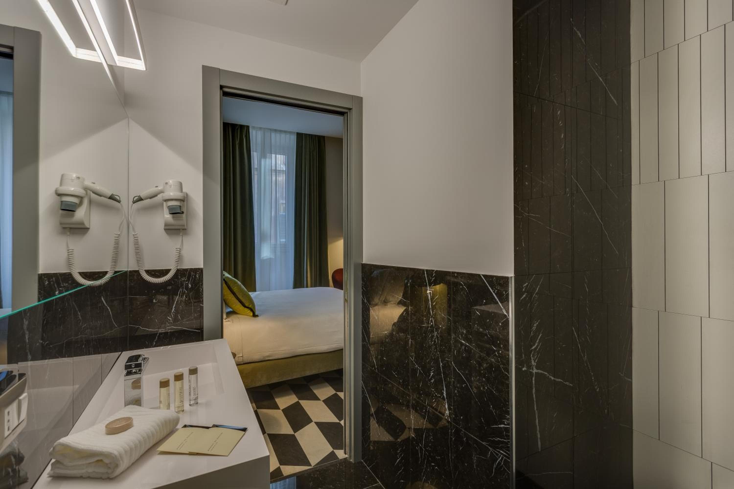 Otivm Hotel — 2