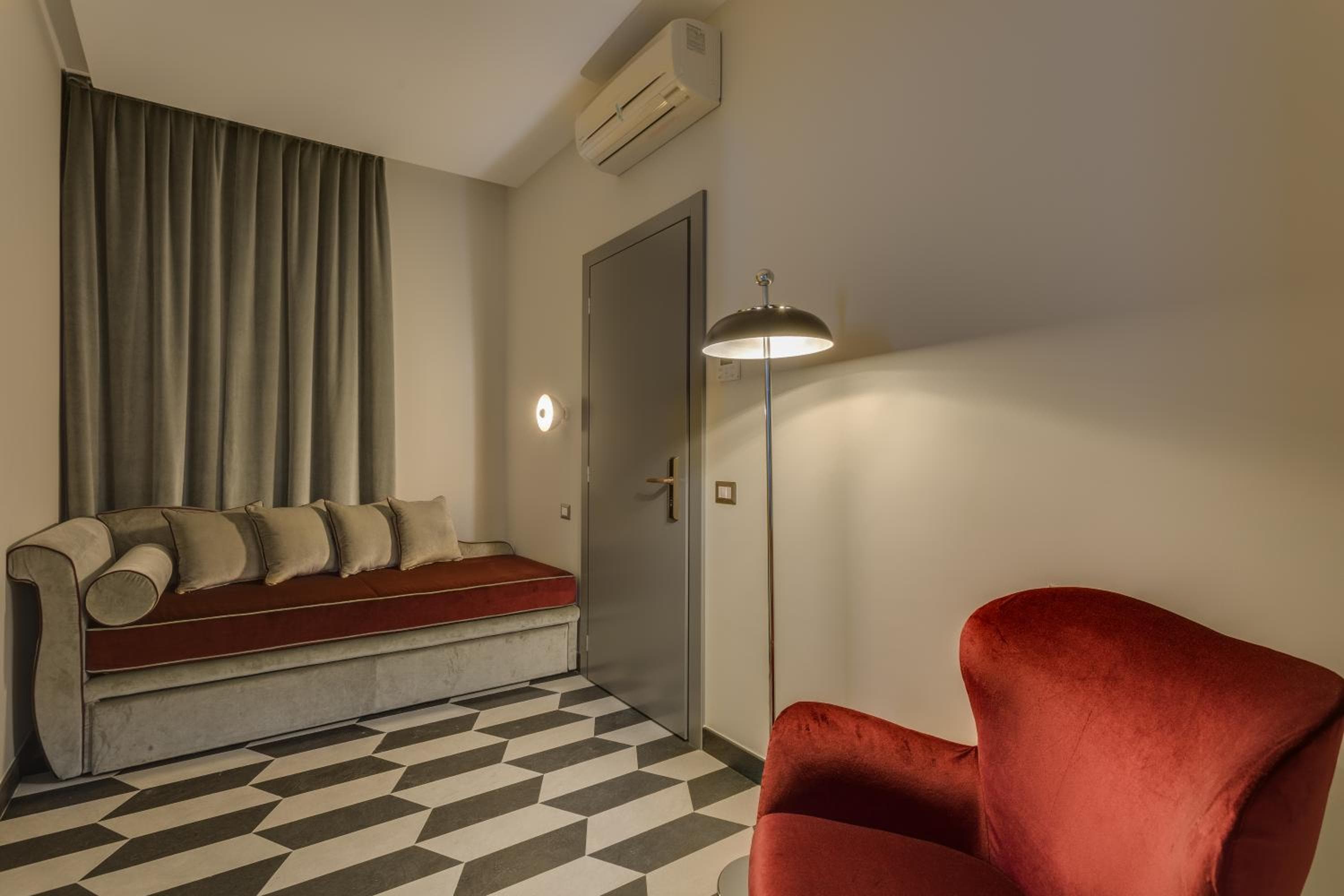 Otivm Hotel — 27