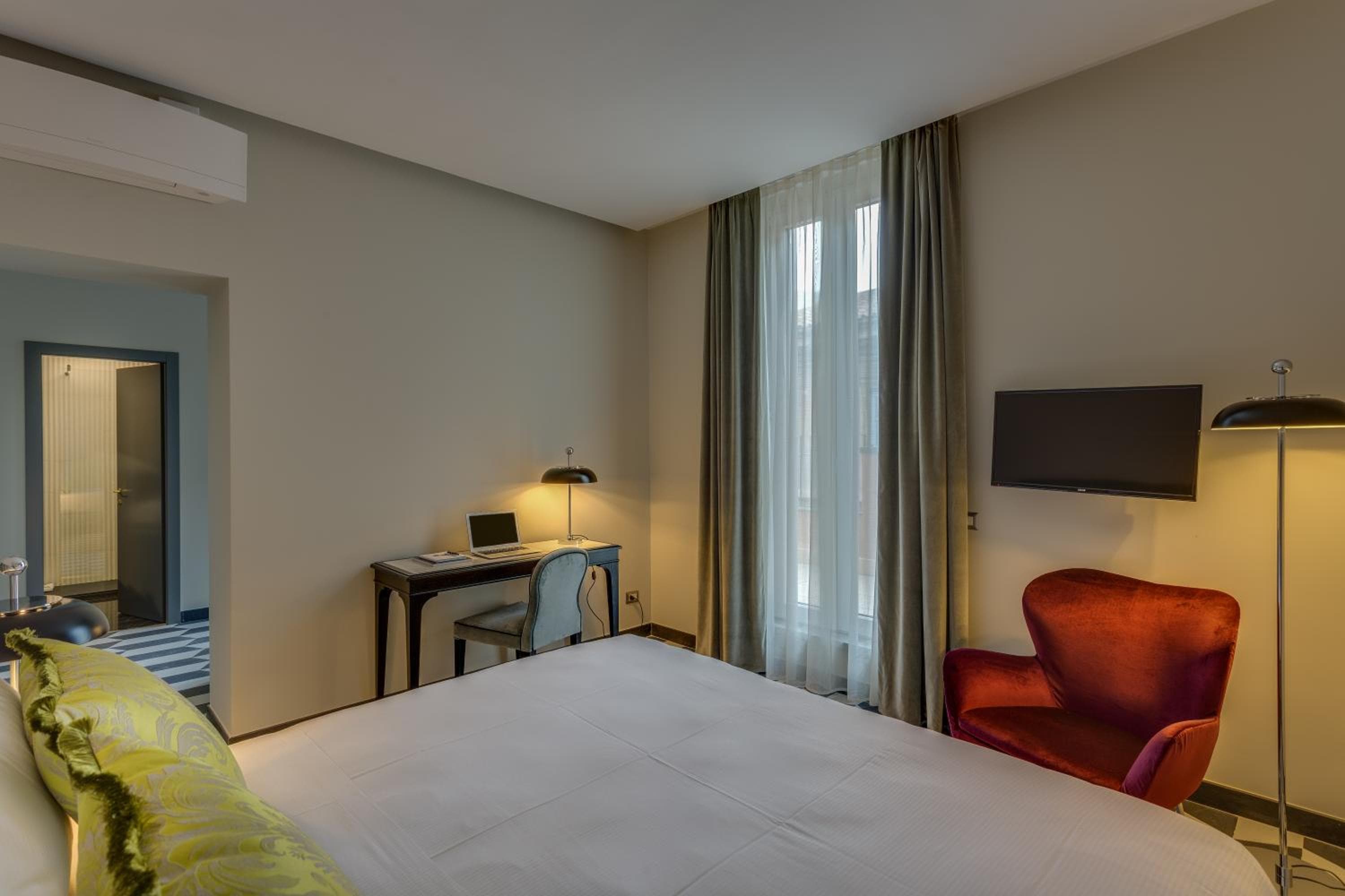 Otivm Hotel — 18