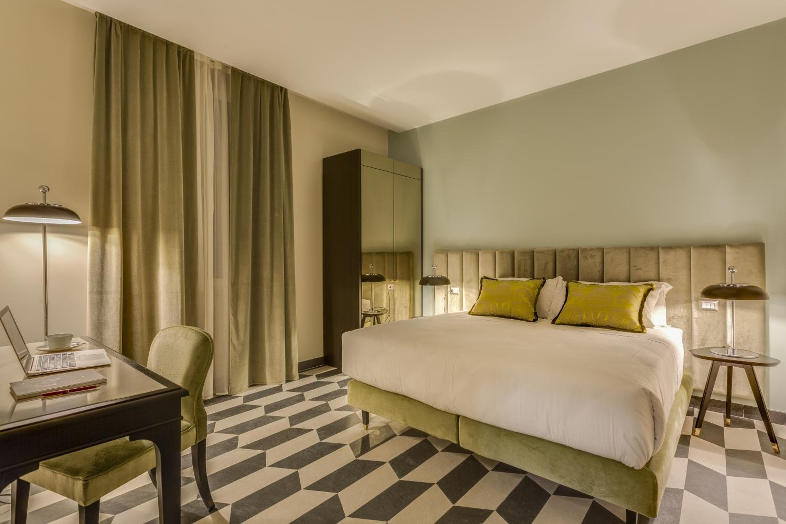 Otivm Hotel — 29