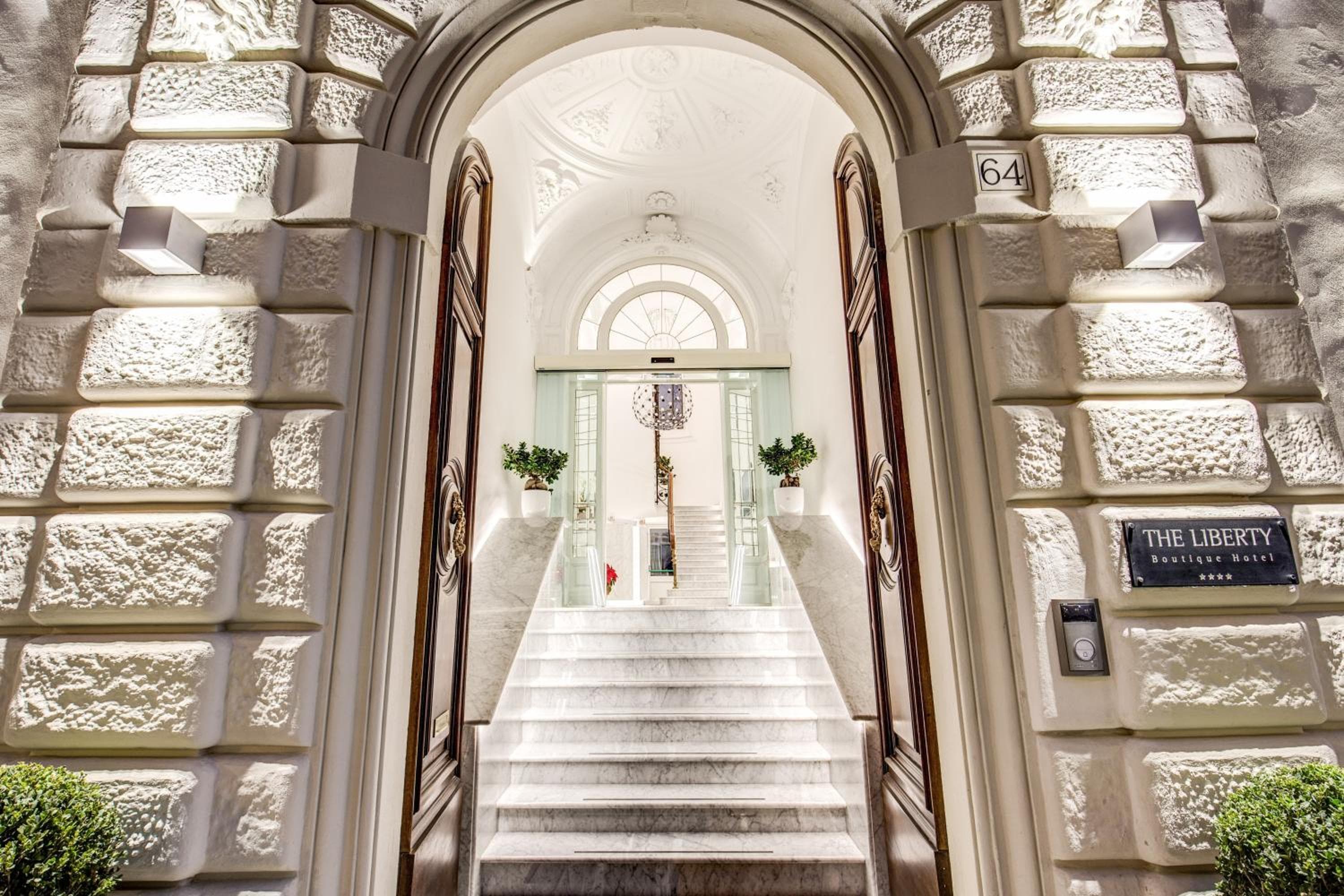 The Liberty Boutique Hotel — 12