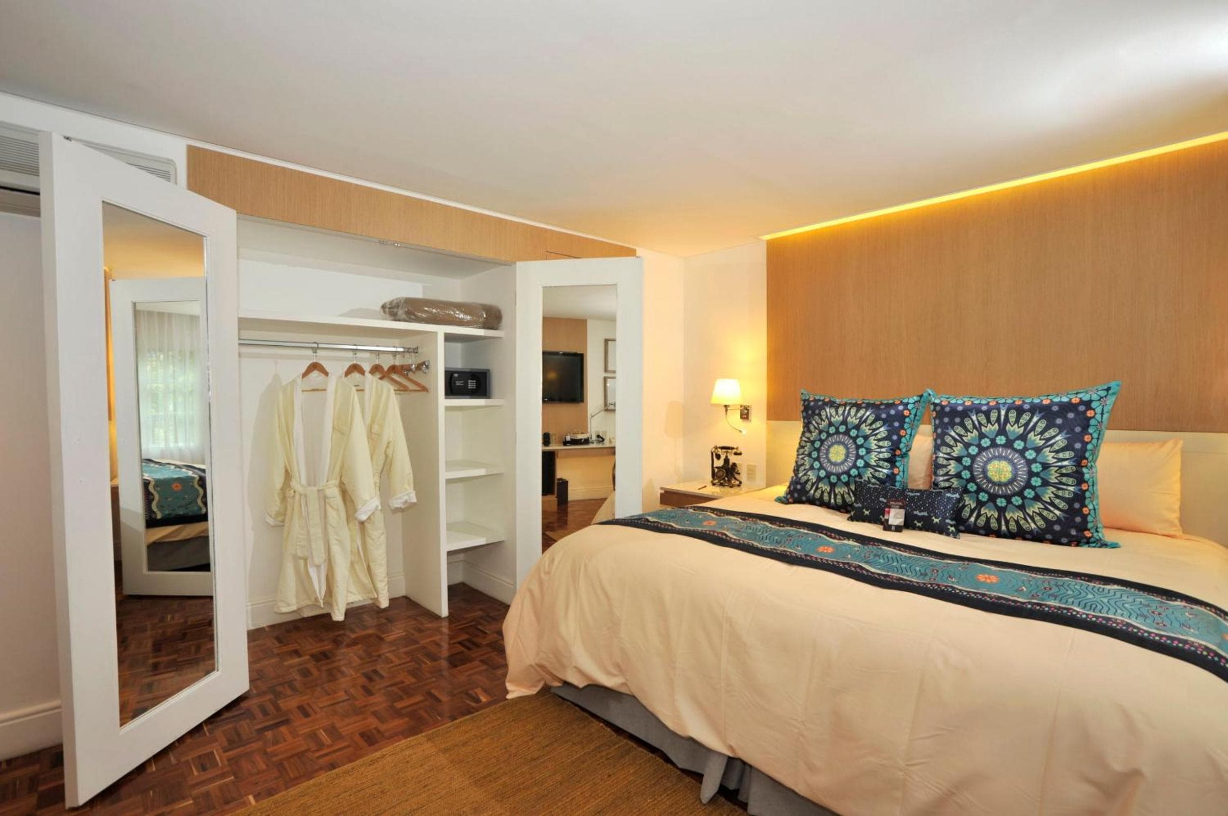 Maria Condesa Boutique — 10