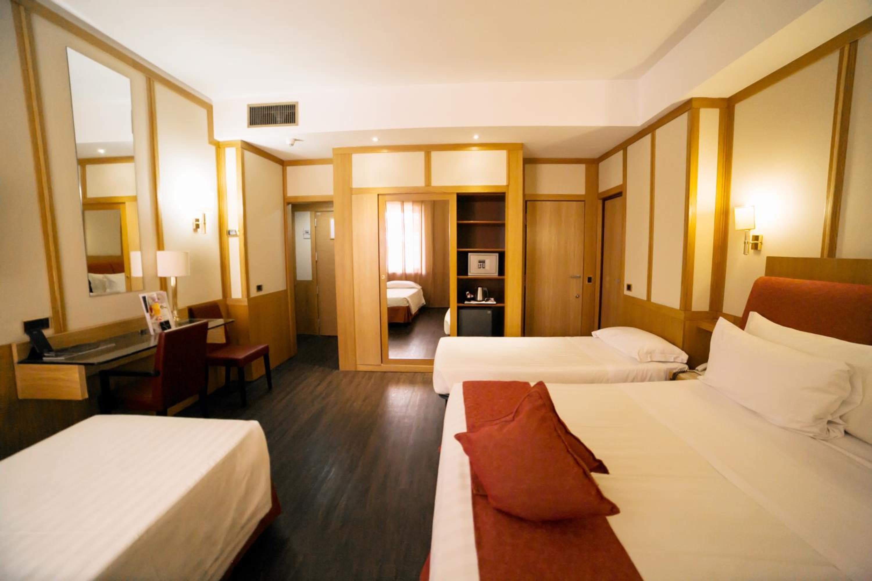 Best Western Hotel President - Colosseo — 10