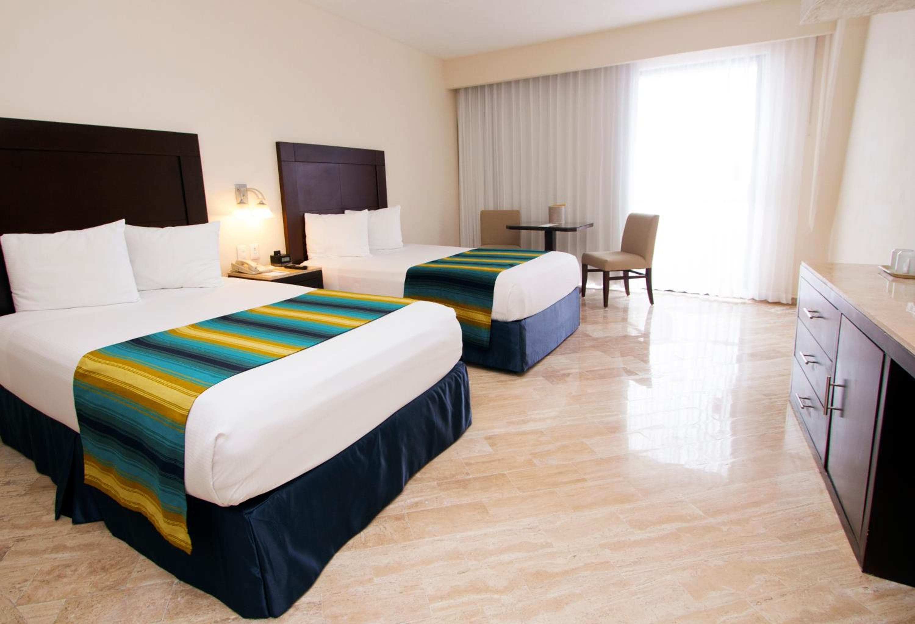 Crown Paradise Club Cancun - All Inclusive — 21