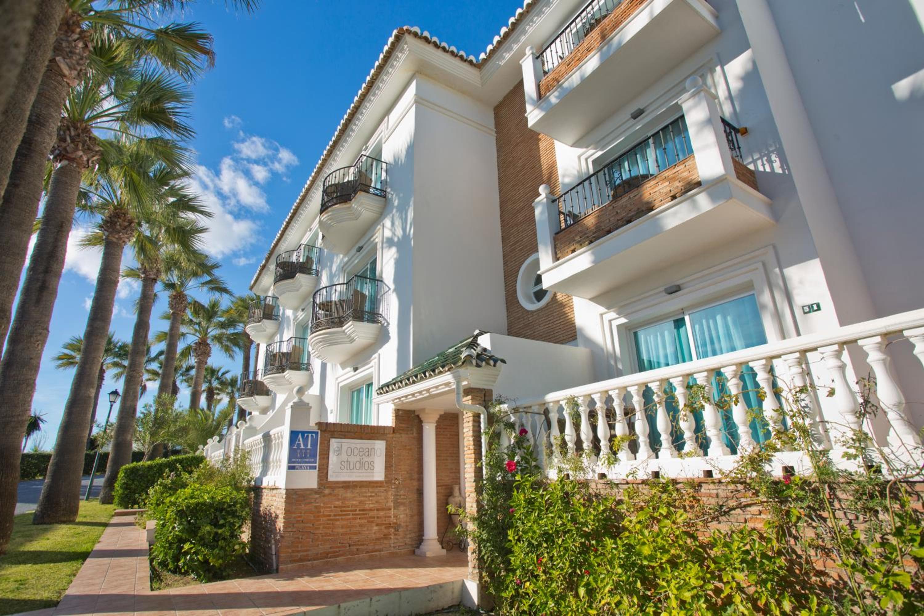 El Oceano Beach Hotel Adults only recommended — 10