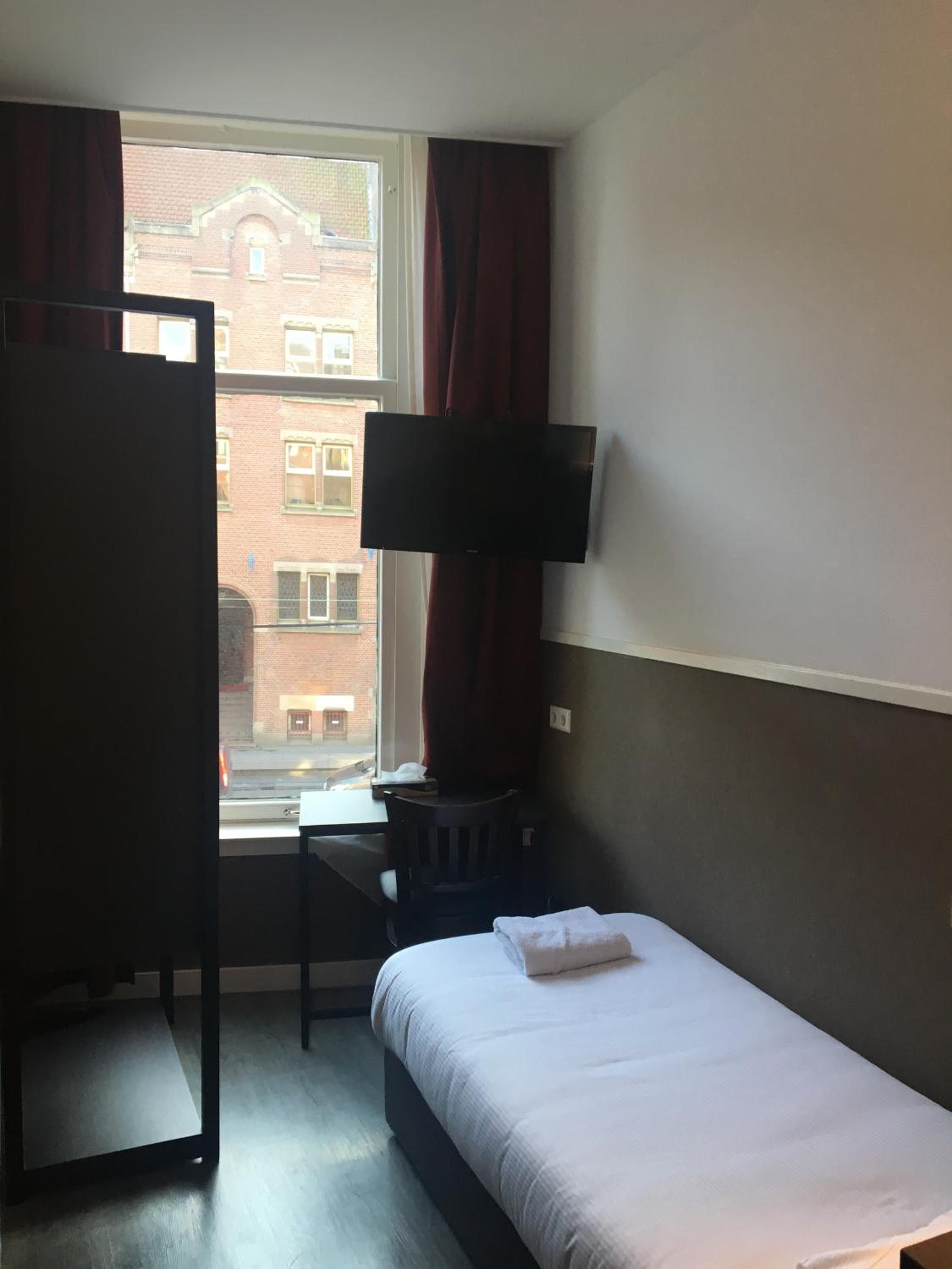 Hotel en alquiler — 14