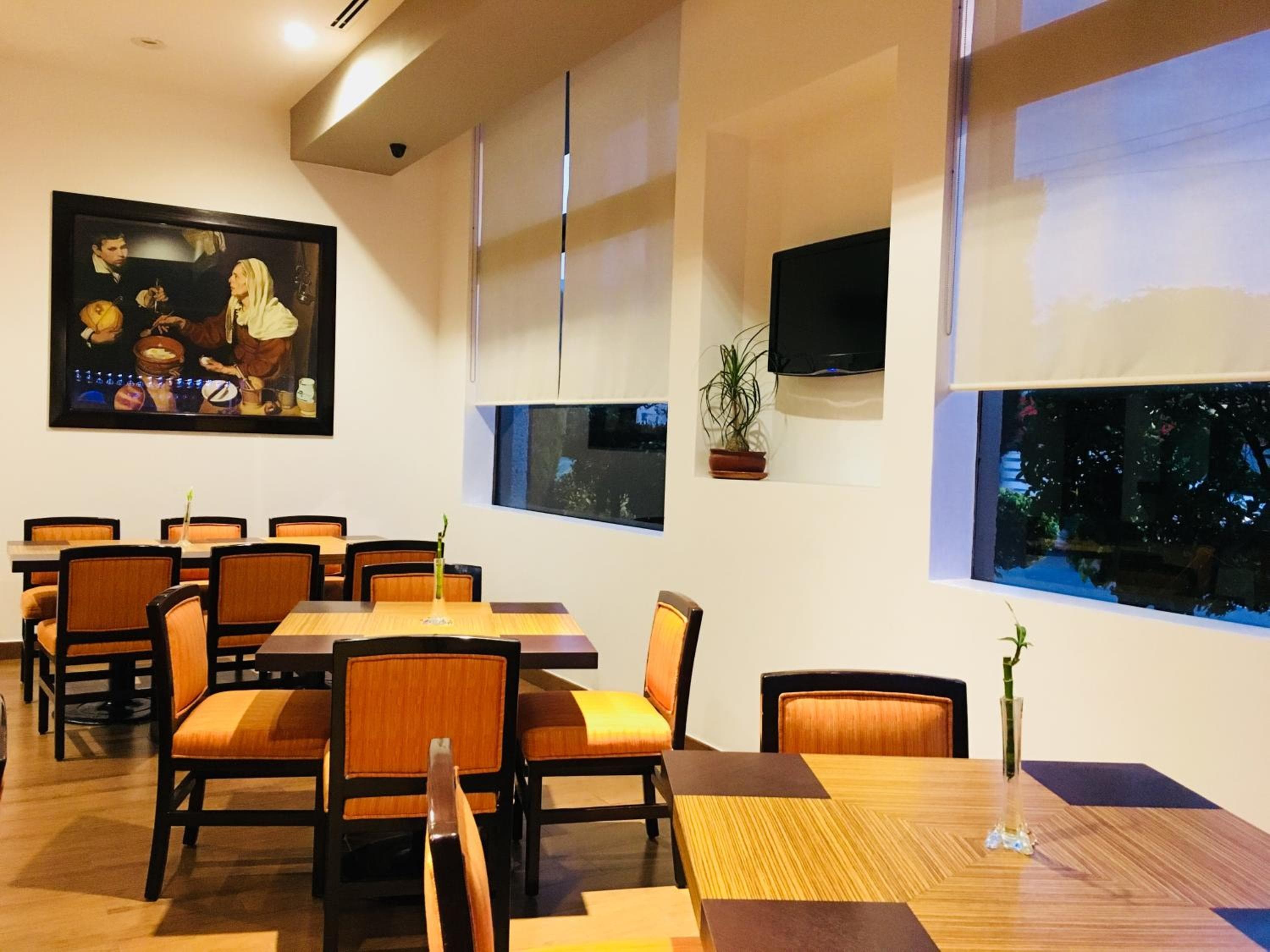 Hotel Harare — 14