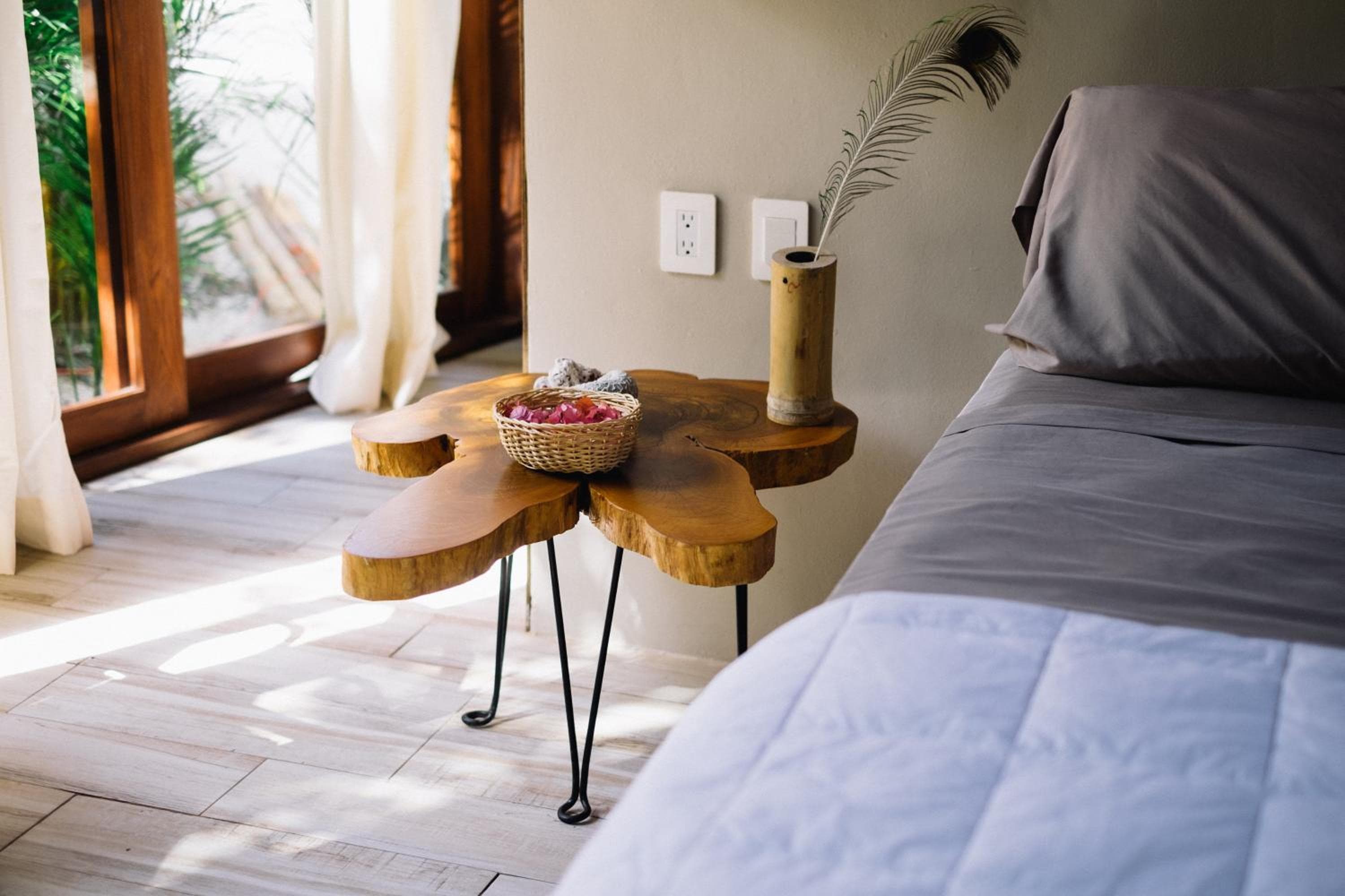Mamasan Treehouses & Cabins — 21