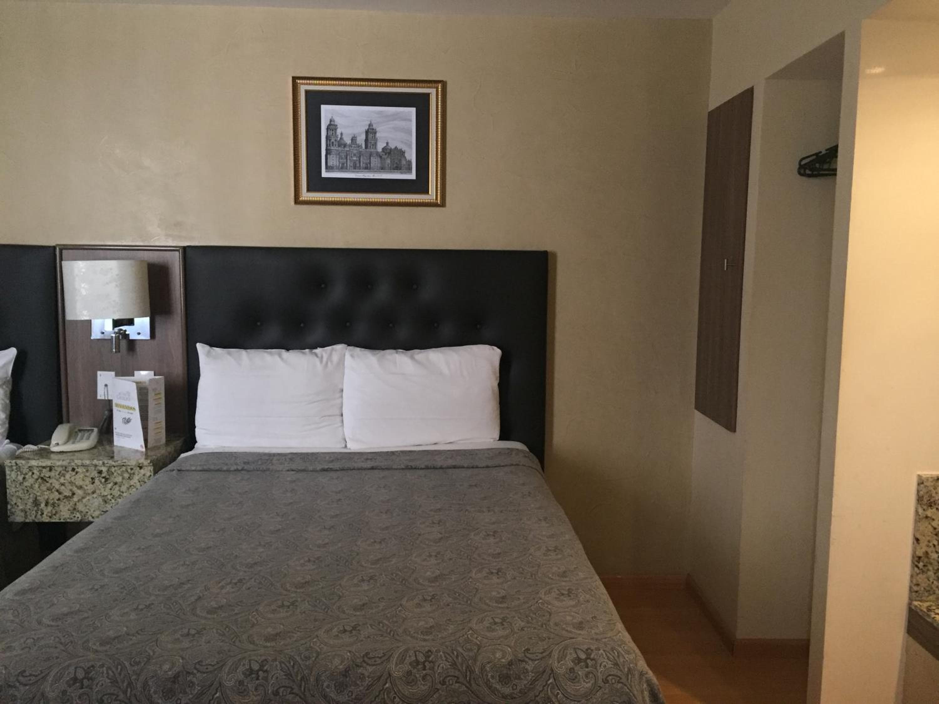 Hotel Castropol — 17