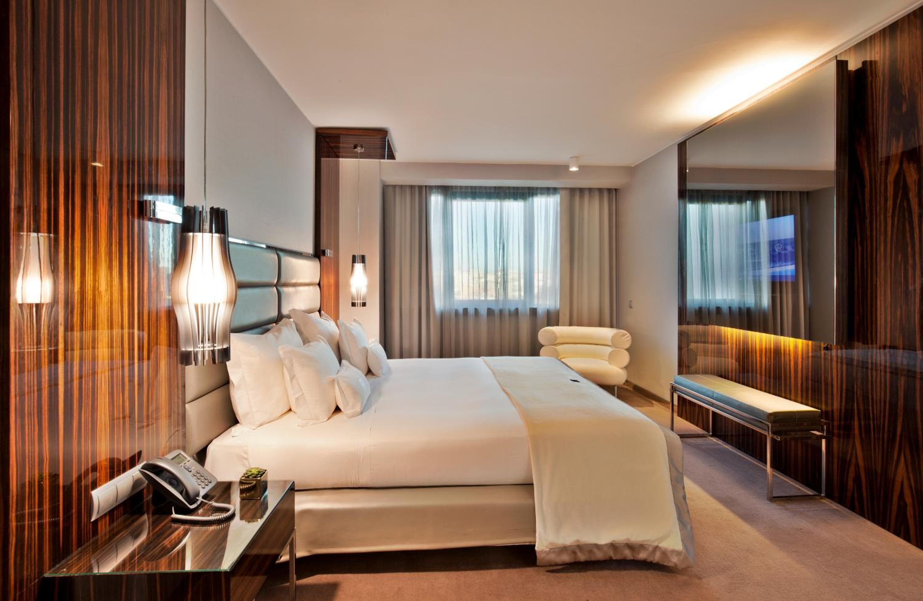 Altis Grand Hotel — 10