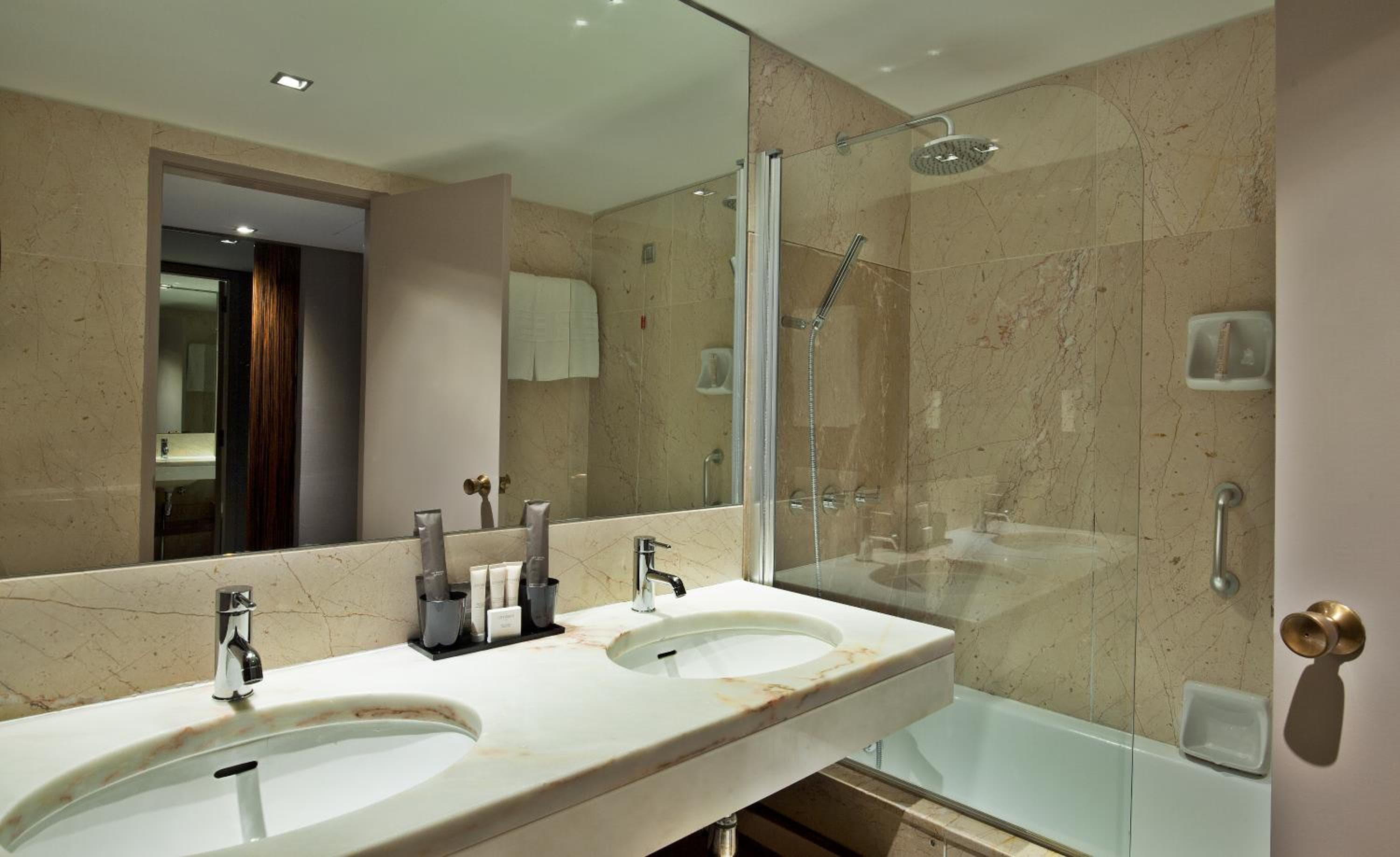Altis Grand Hotel — 6