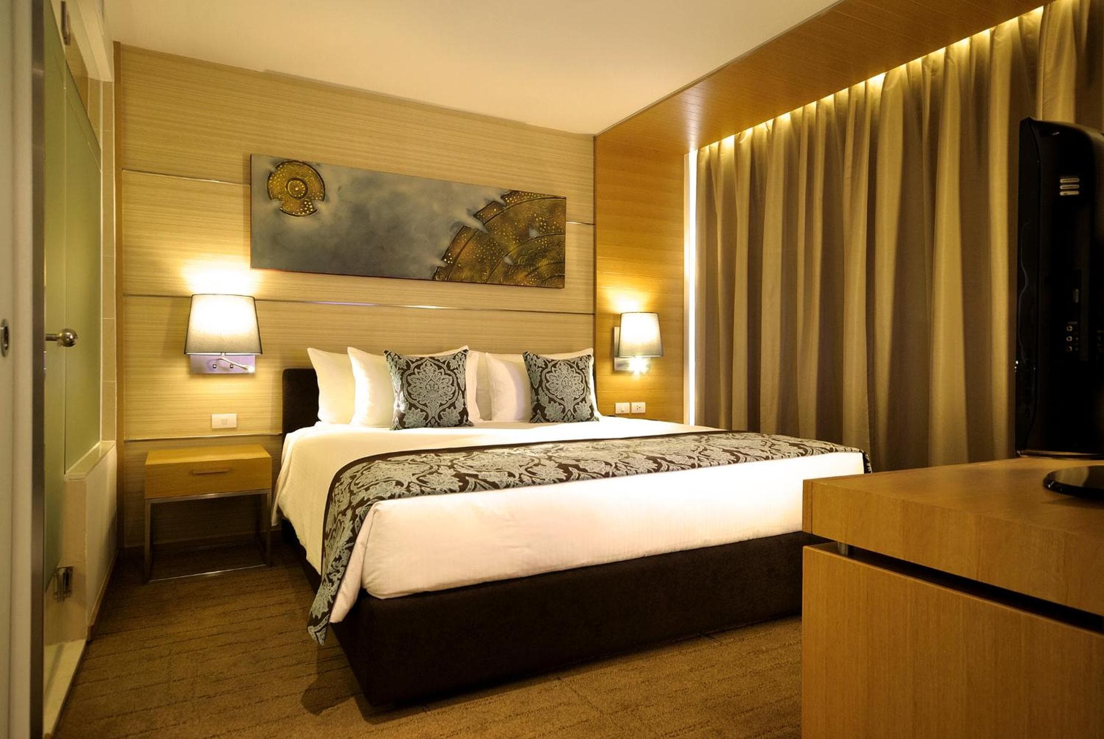 JC Kevin Sathorn Bangkok Hotel — 7