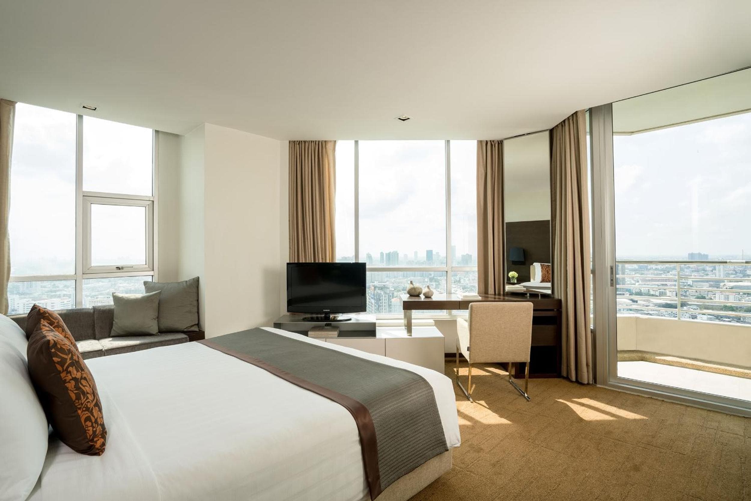 JC Kevin Sathorn Bangkok Hotel — 6