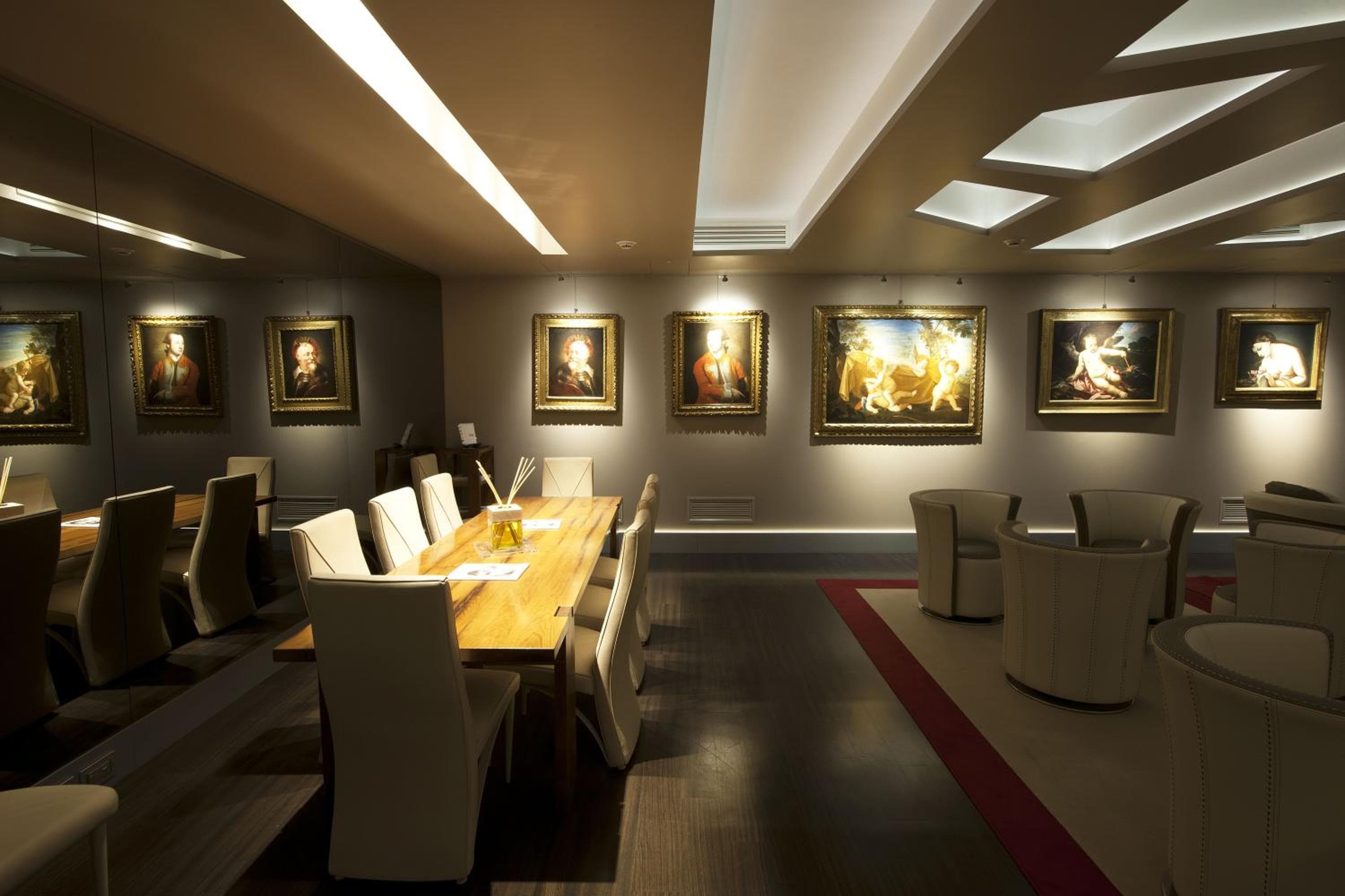 Harry's Bar Trevi Hotel & Restaurant — 15