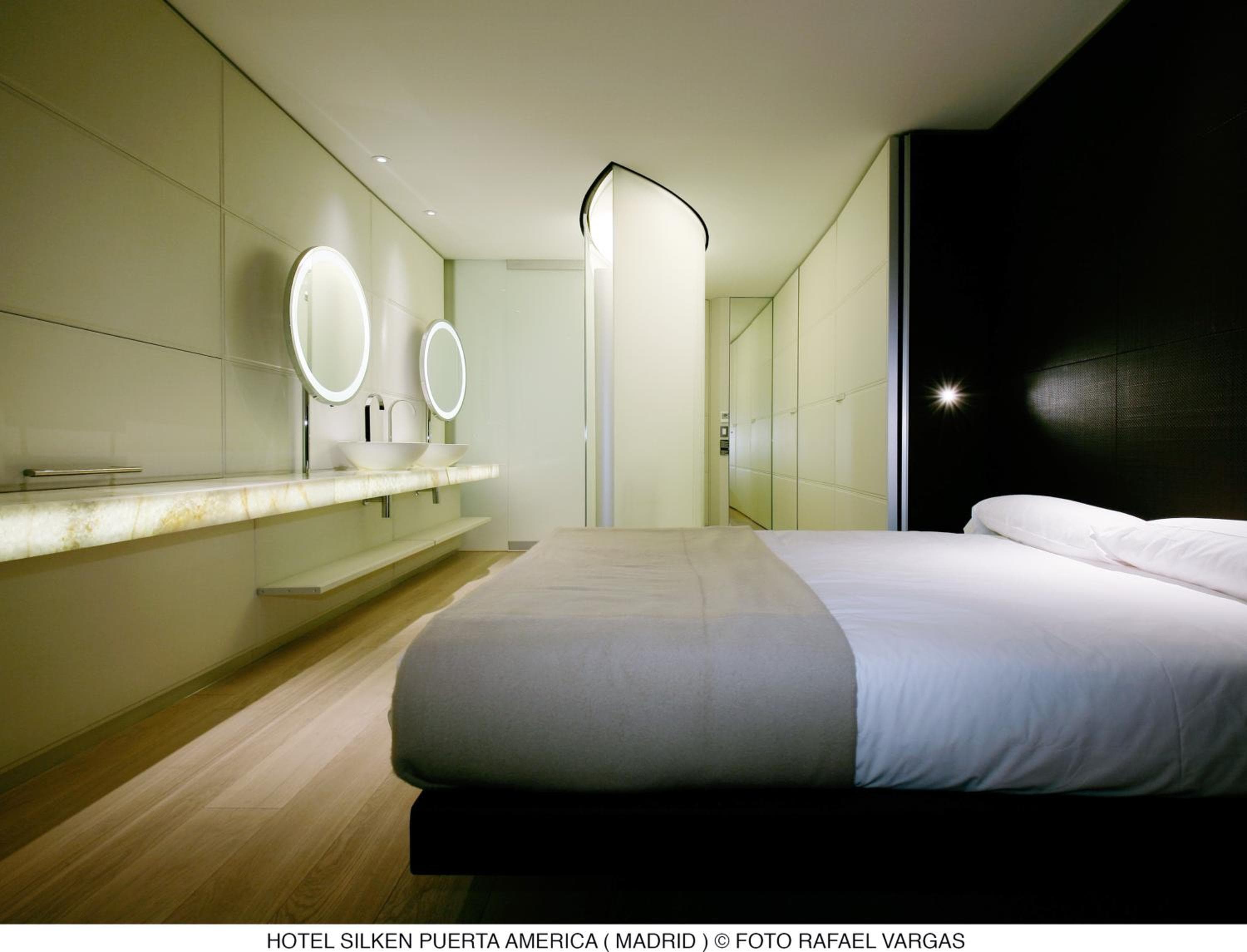 Hotel Puerta America — 30