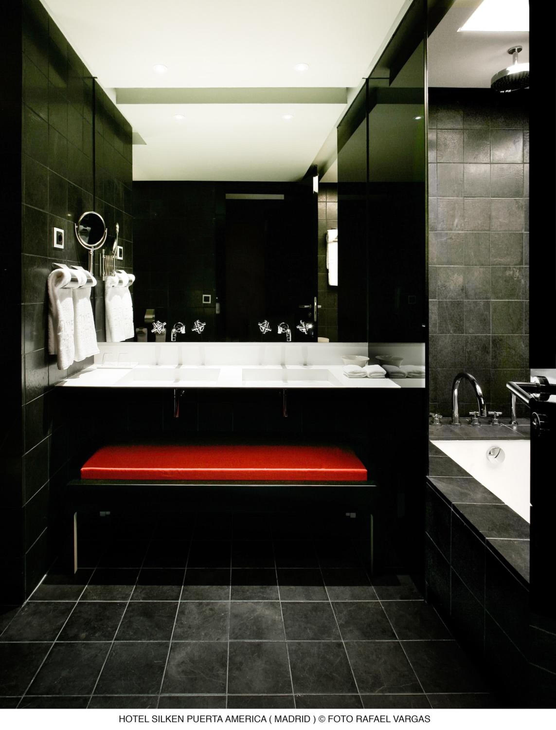Hotel Puerta America — 7