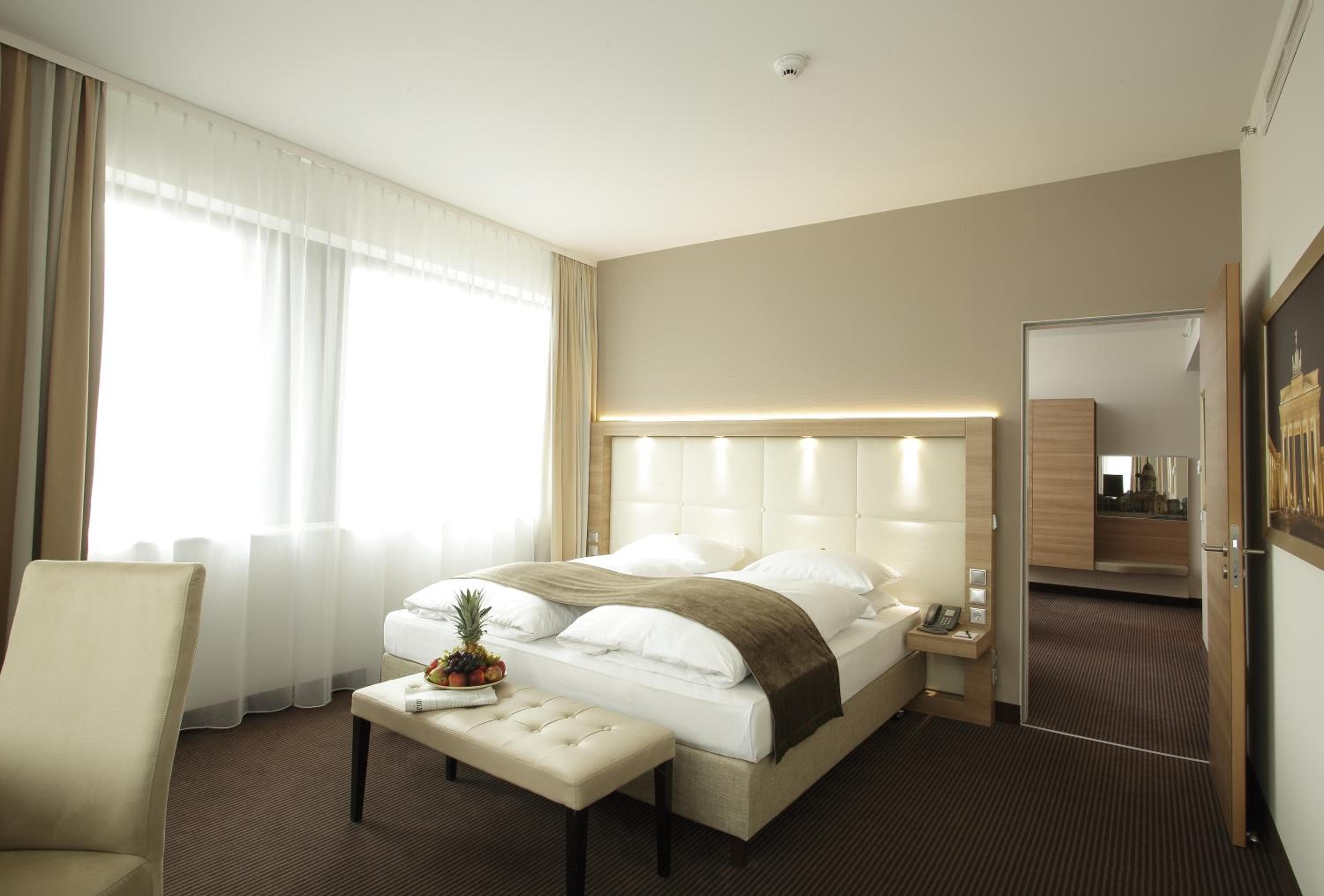 H4 Hotel Berlin Alexanderplatz hotel, Karl-Liebknecht-Strasse 32, Berlin, Germany — photo 18