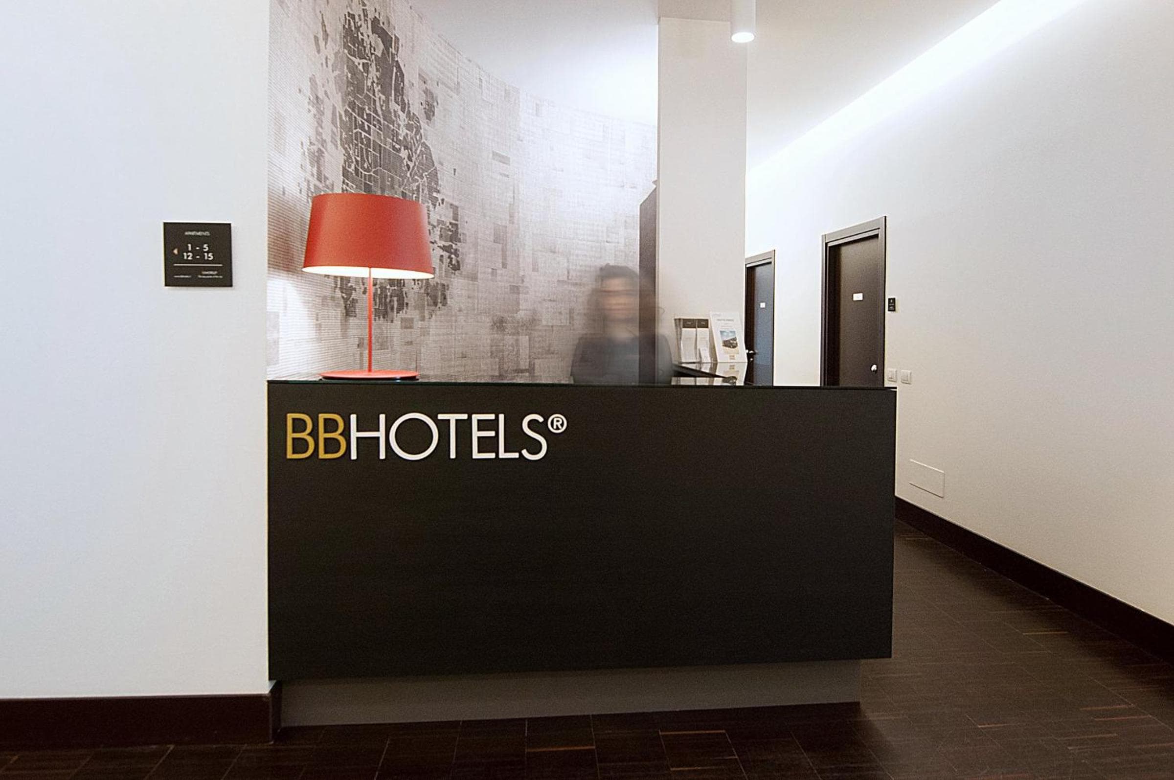 BB Hotels Aparthotel Desuite — 2