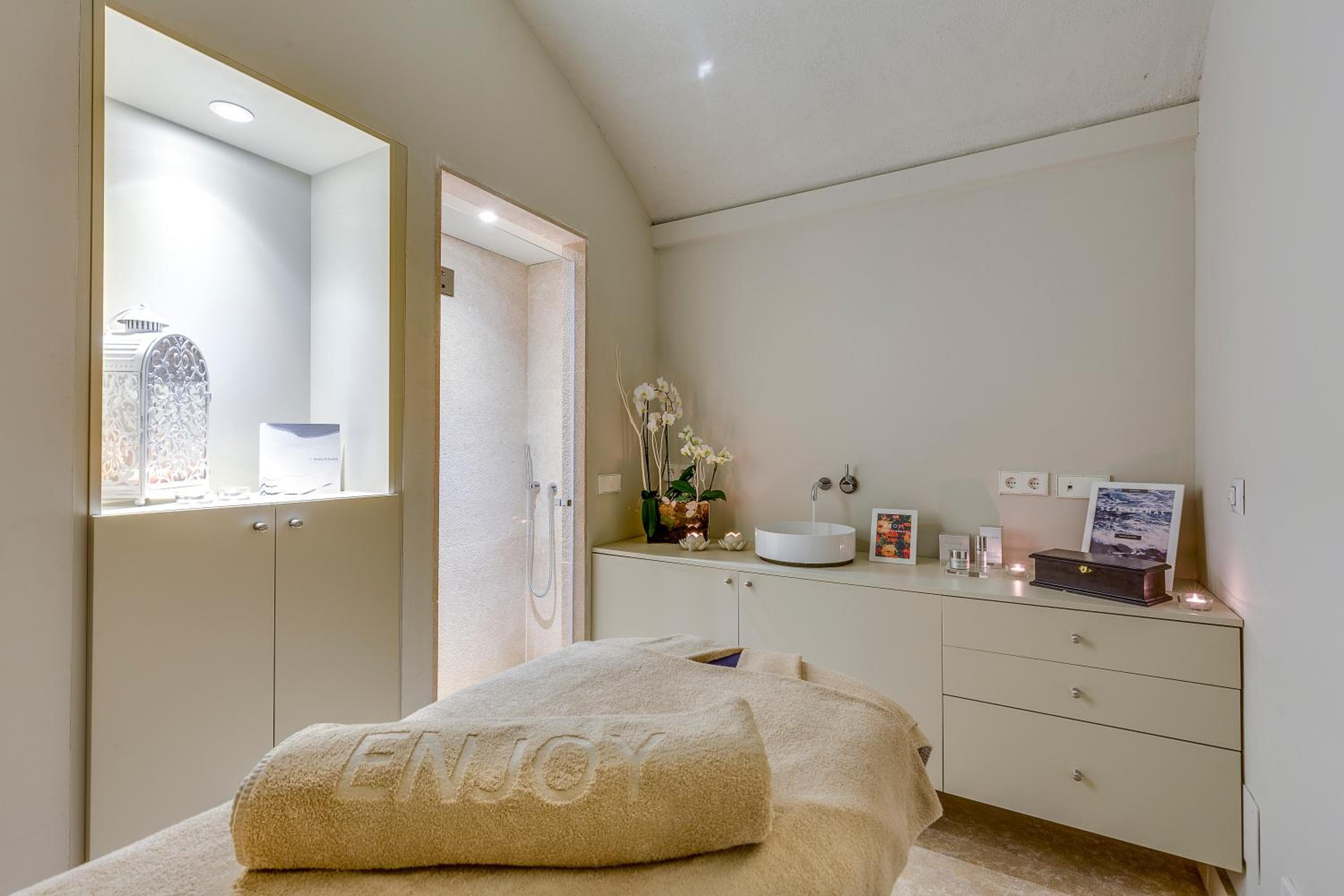 Sant Jaume Design Hotel — 23