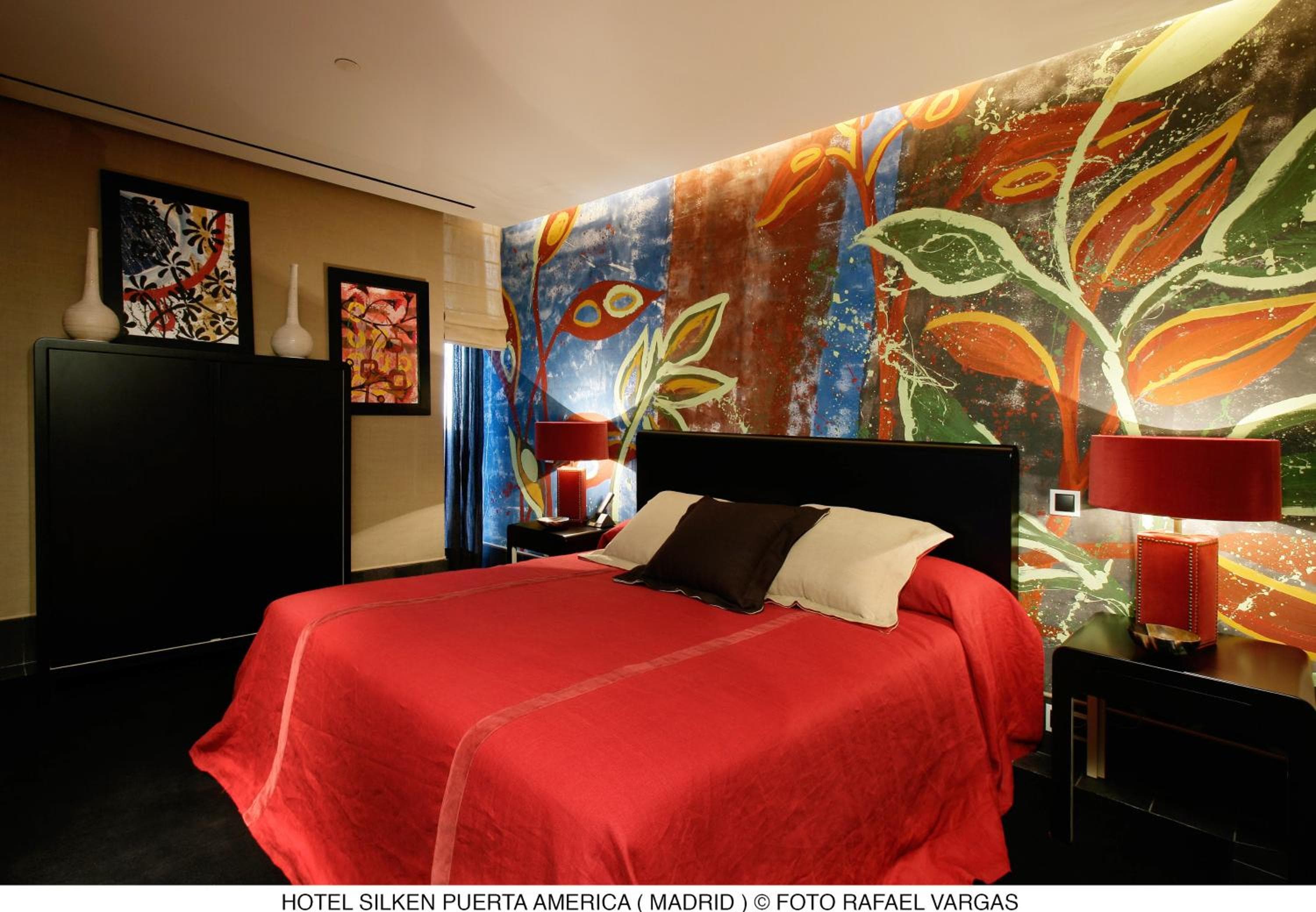 Hotel Puerta America — 17