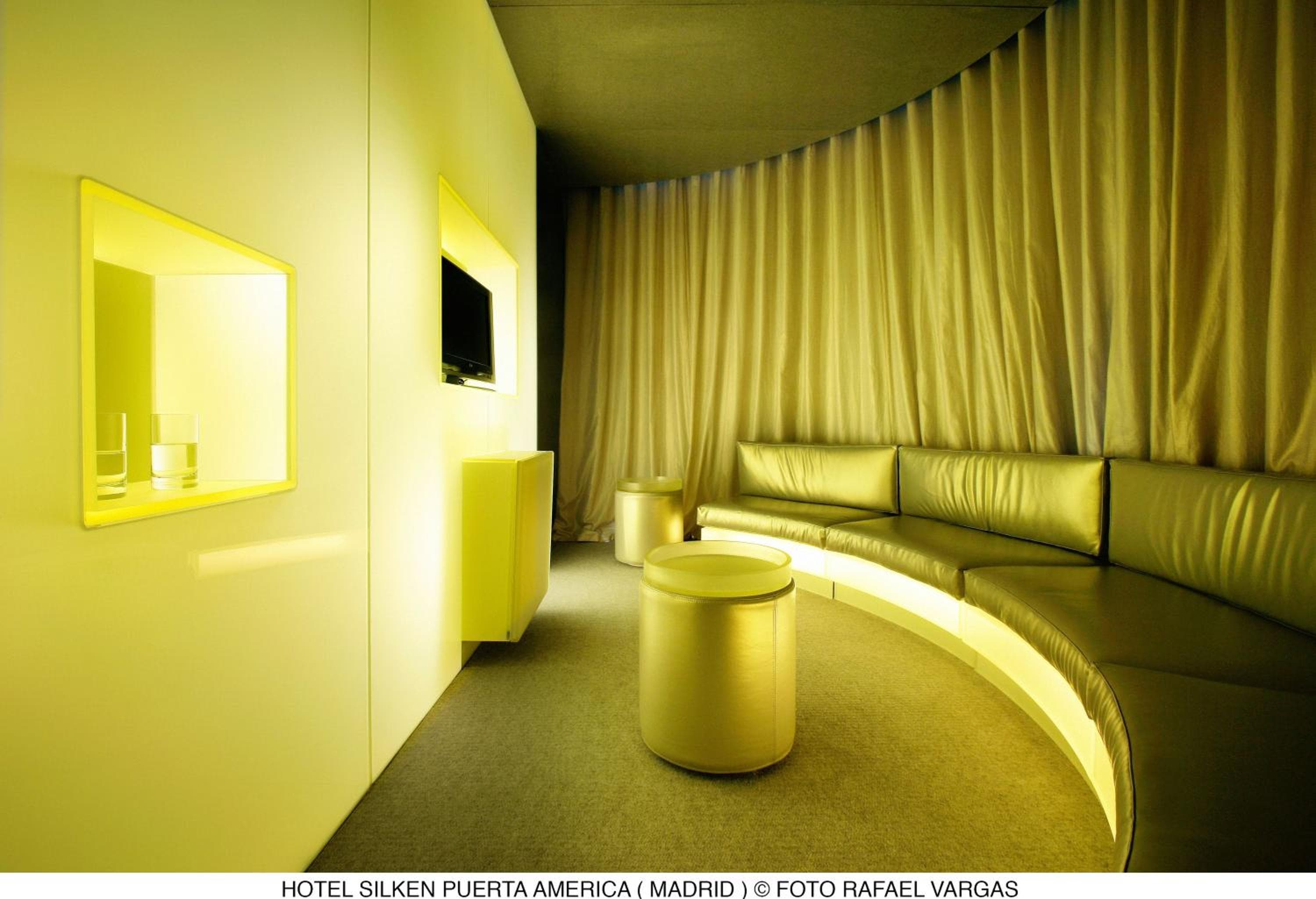 Hotel Puerta America — 24