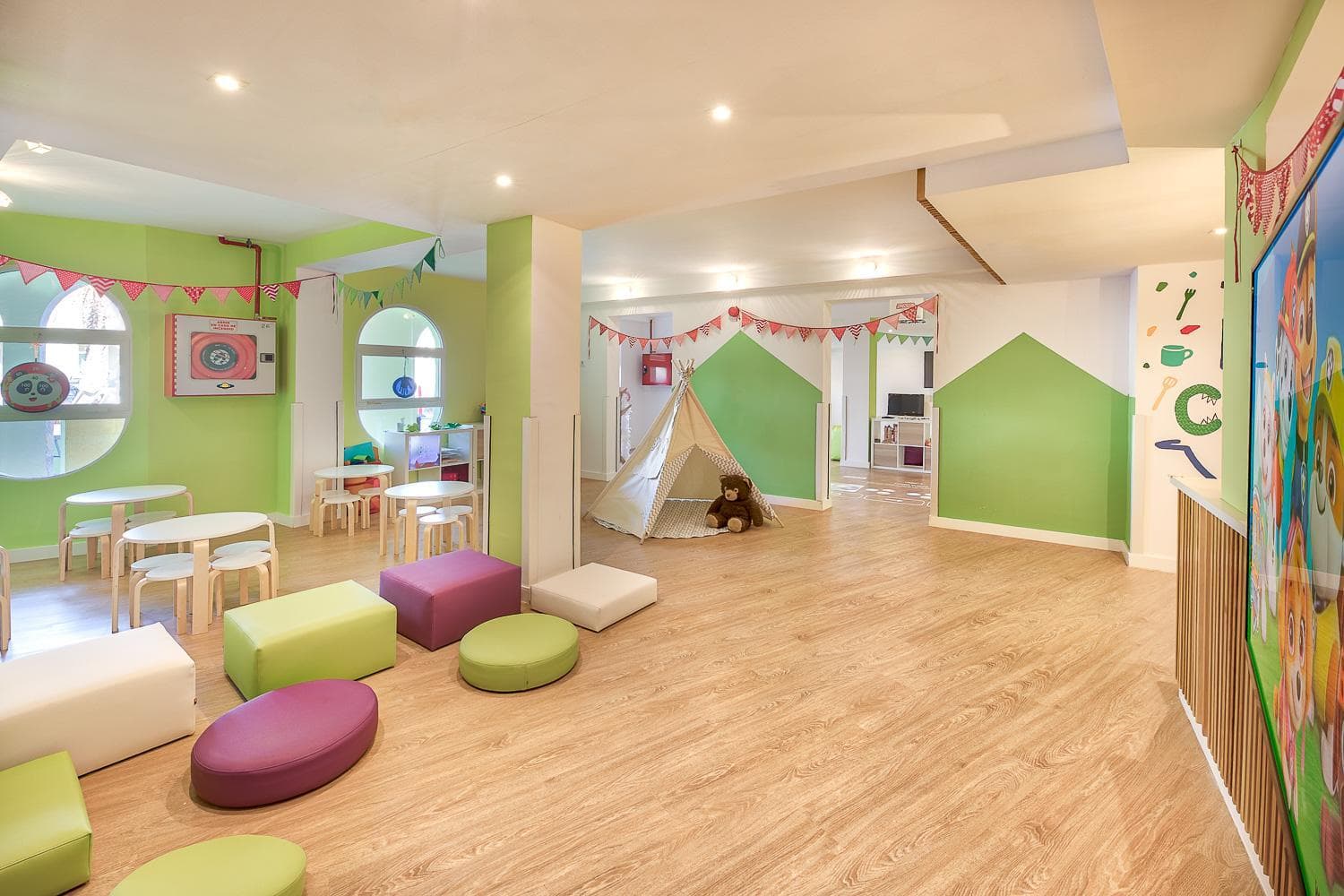 Hotel LIVVO Koala Garden — 3