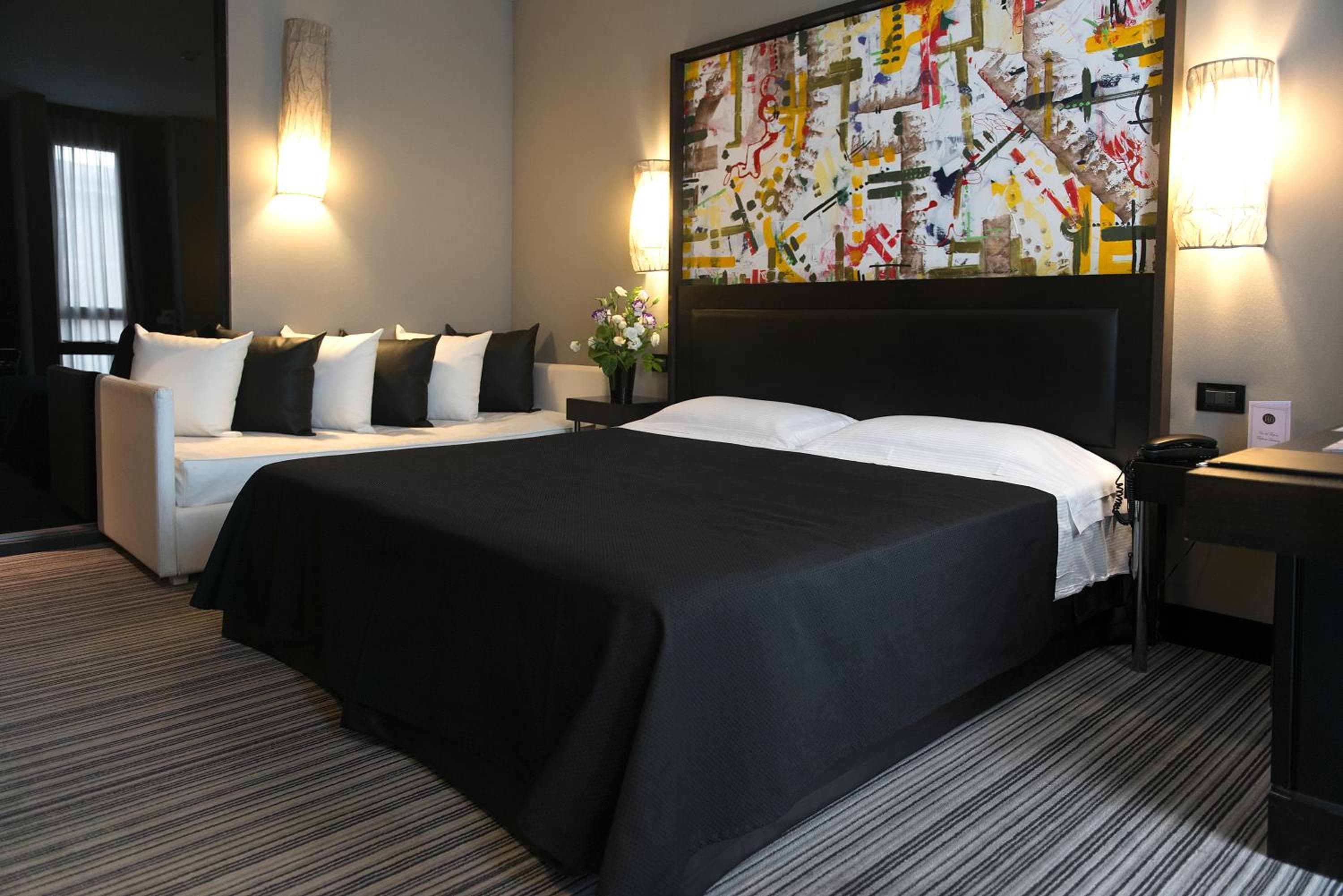 Twentyone Hotel — 9