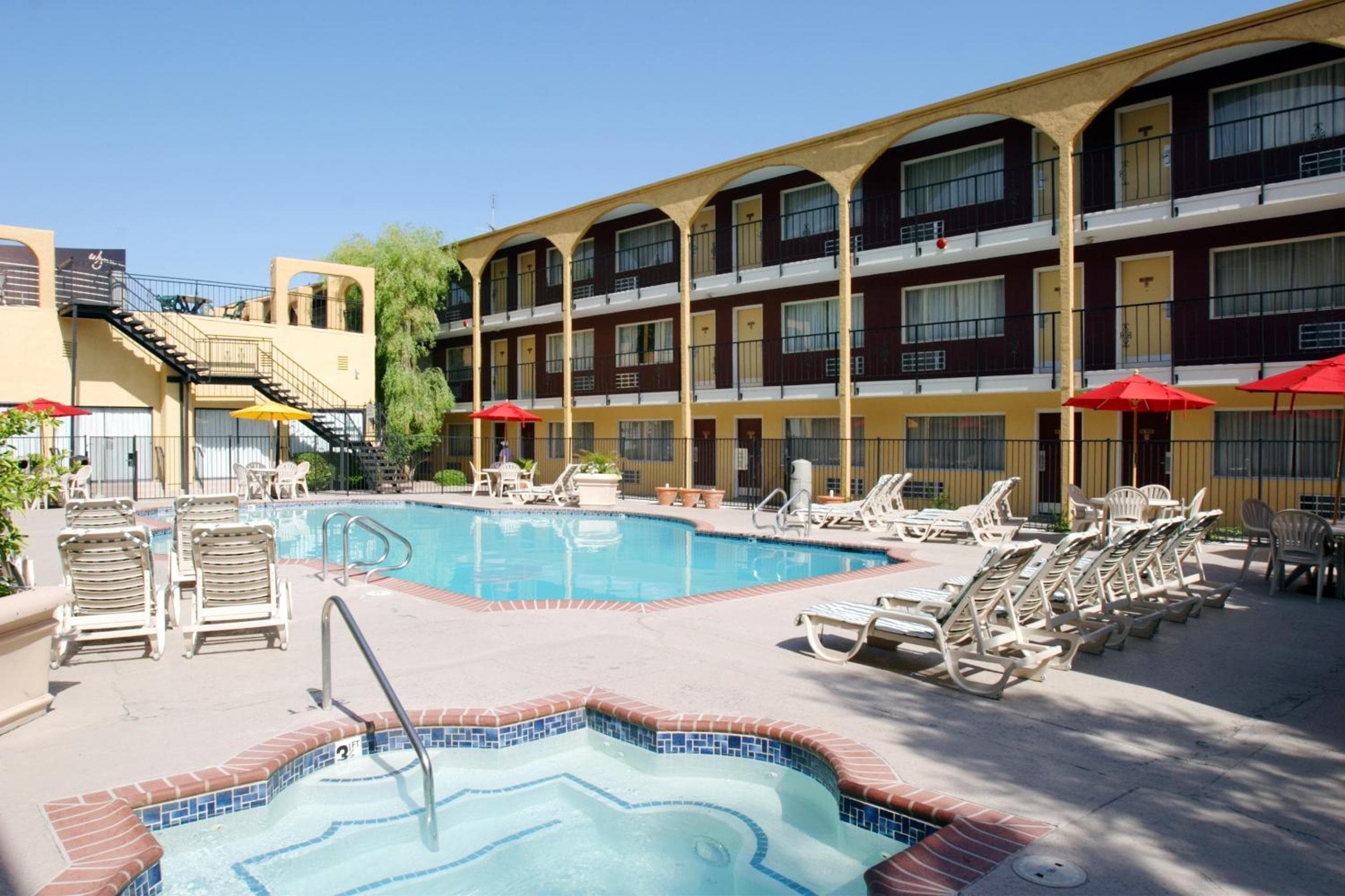 Mardi Gras Hotel & Casino — 9