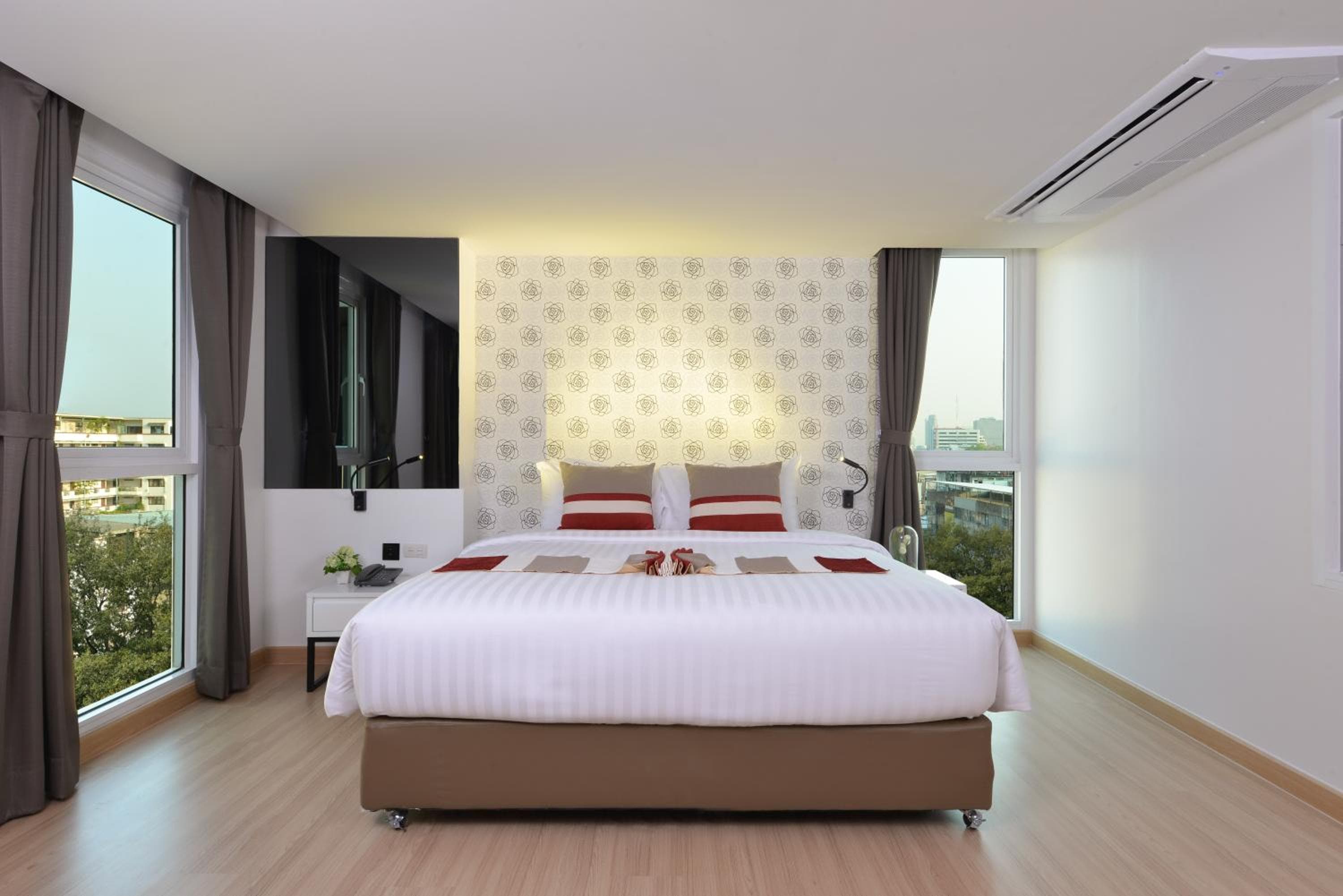 D'Tel Bangkok — 27