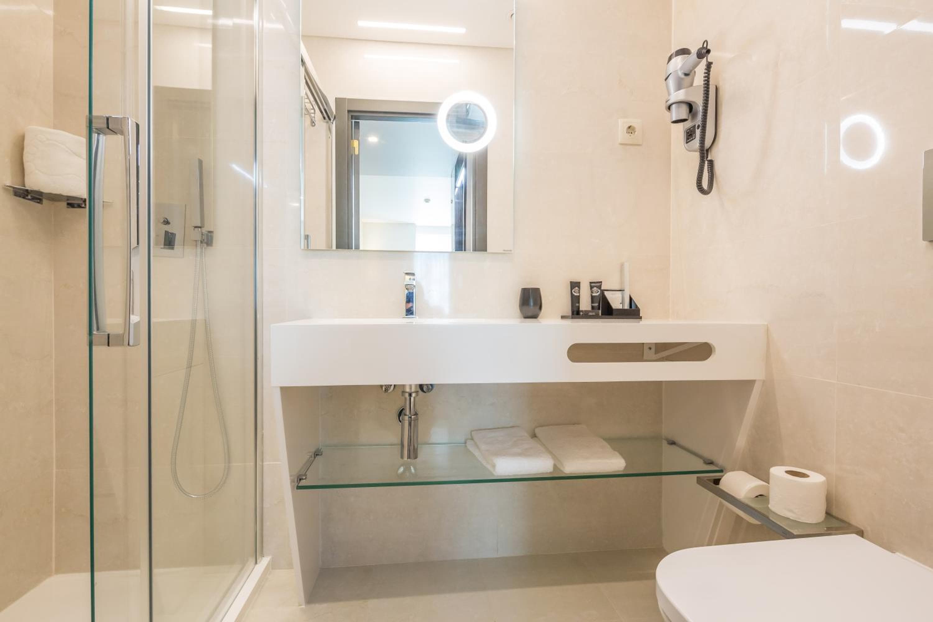 Hotel MeraPrime Gold Lisbona — 29