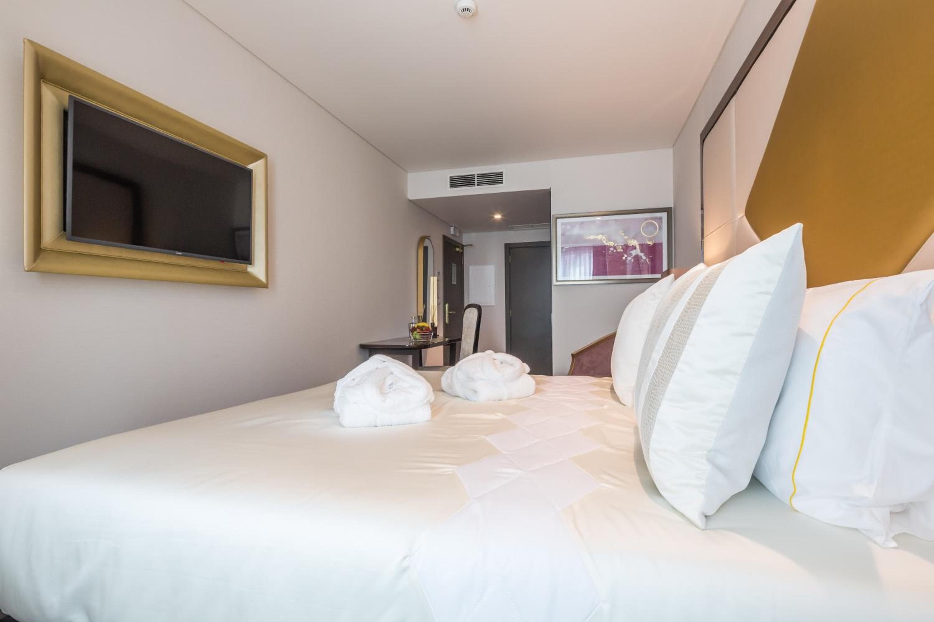 Hotel MeraPrime Gold Lisboa — 4