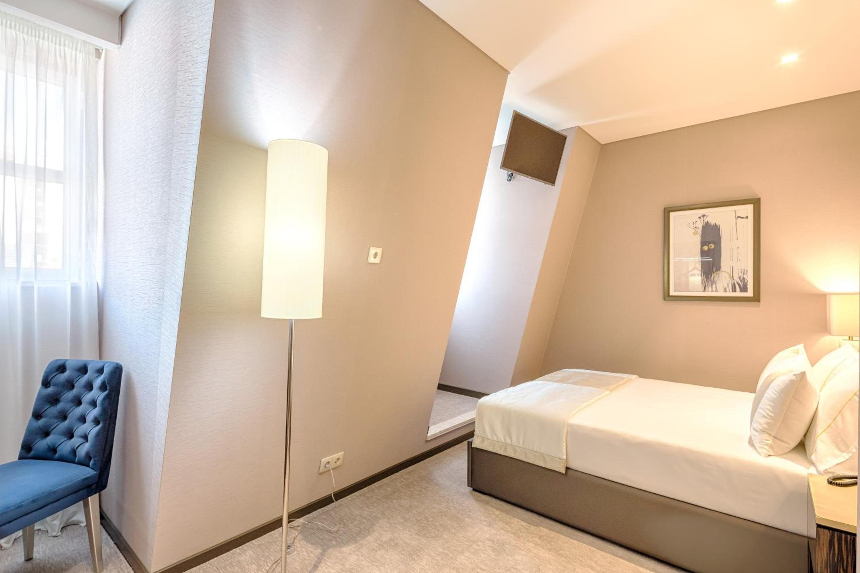 Hotel MeraPrime Gold Lisbona — 22