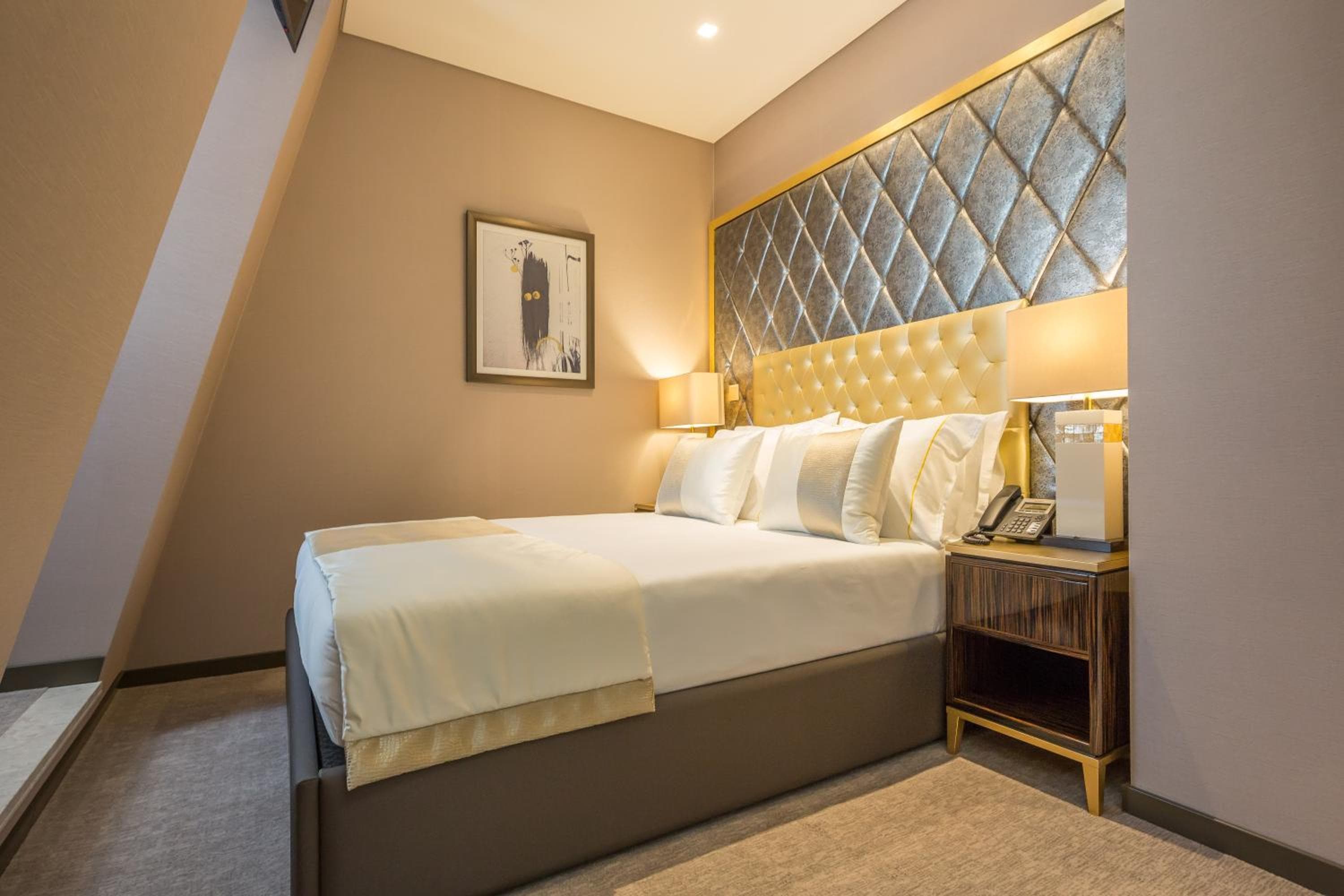Hotel MeraPrime Gold Lisbona — 2