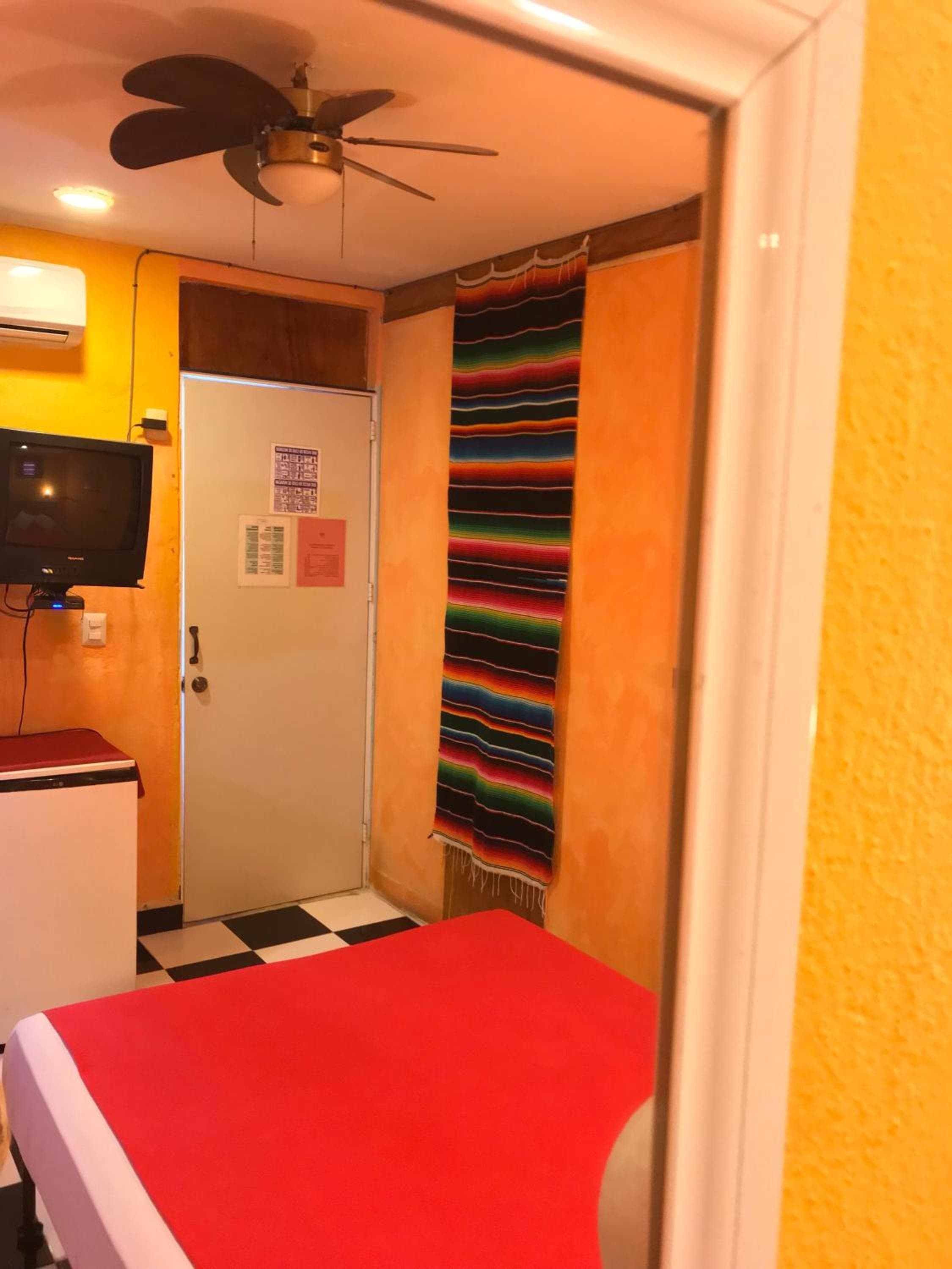 Hotel Colorado — 27