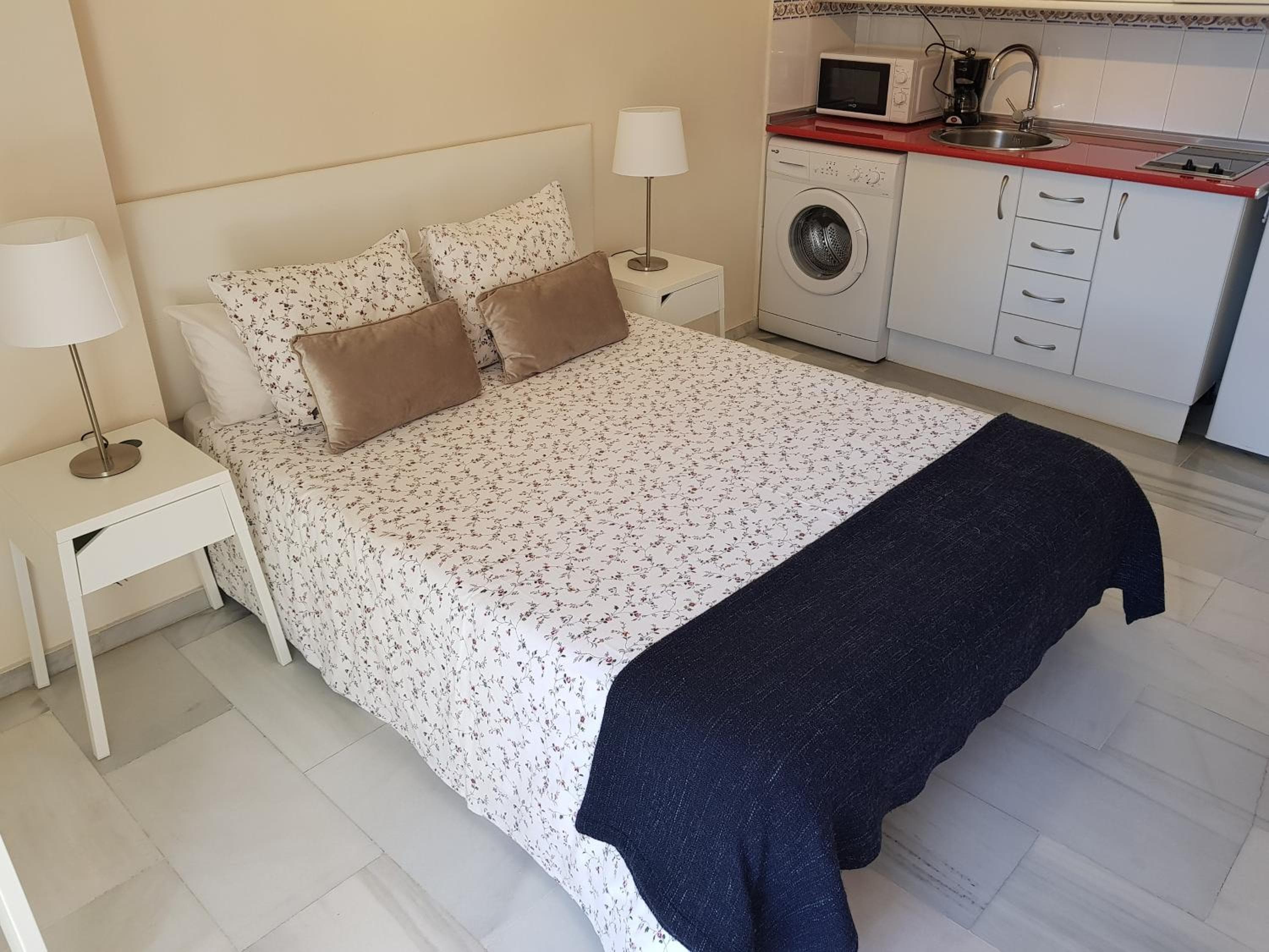 Fan Flat Eugenio -> Fan Flat Eugenio — 6