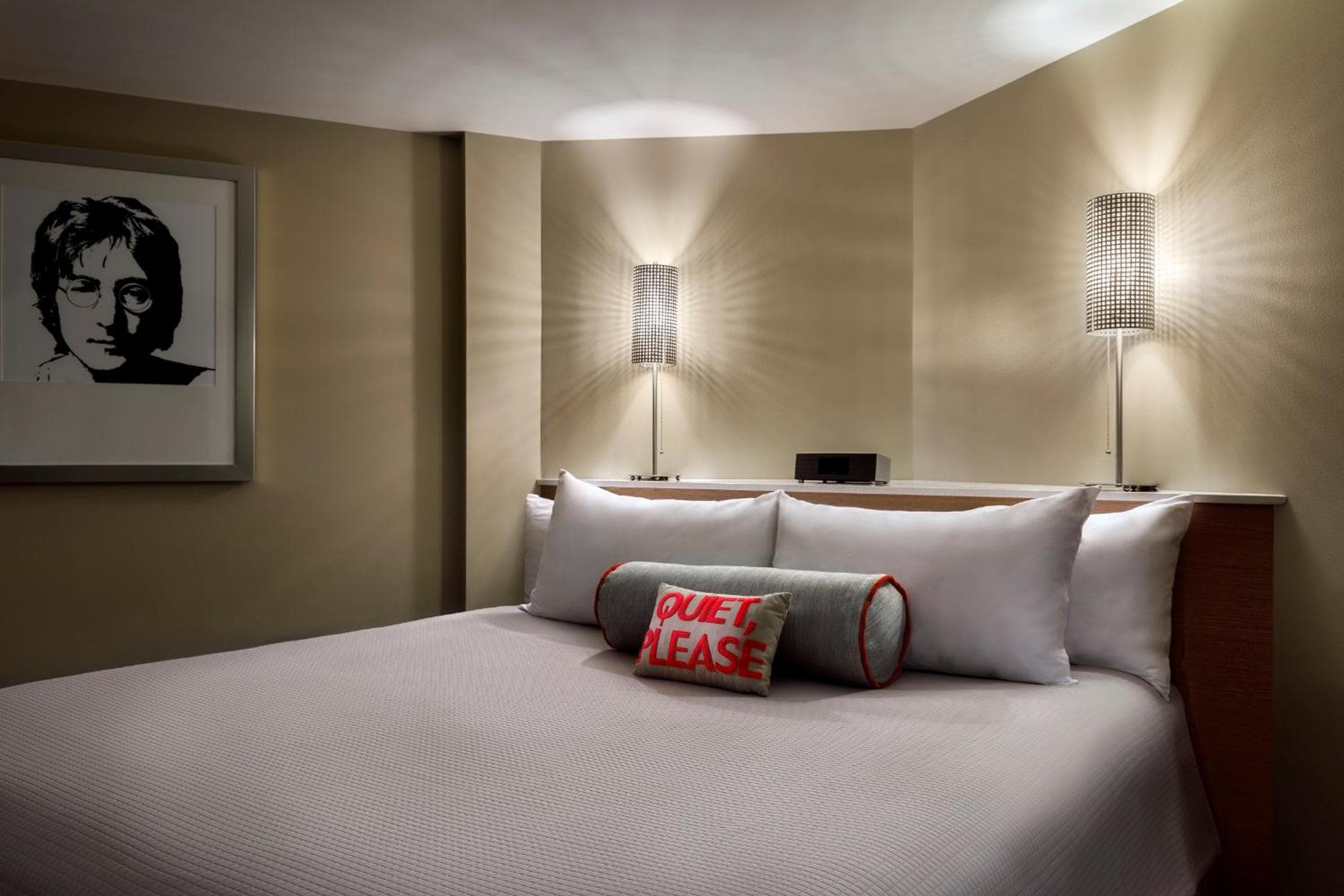 Universal's Hard Rock Hotel® — 25