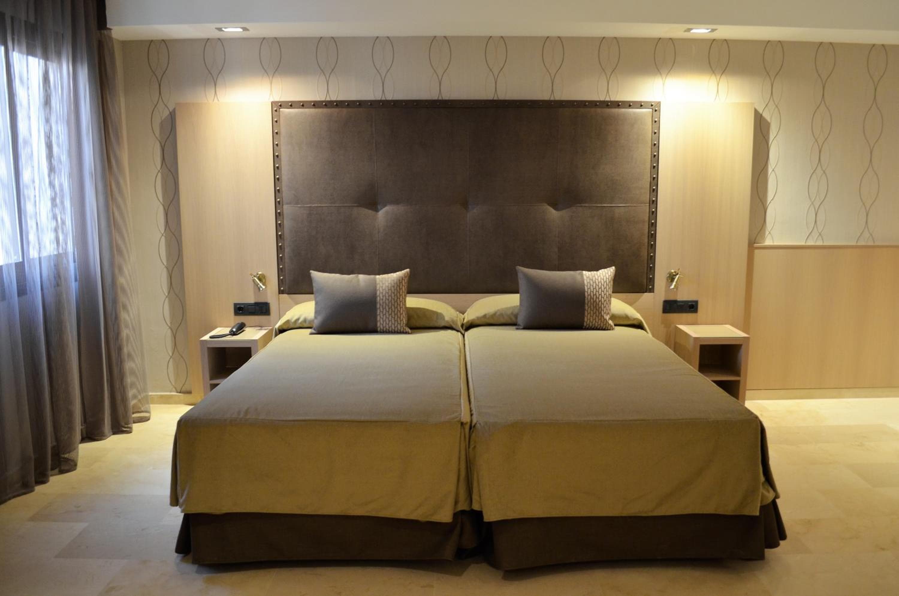 Gran Hotel Barcino — 14