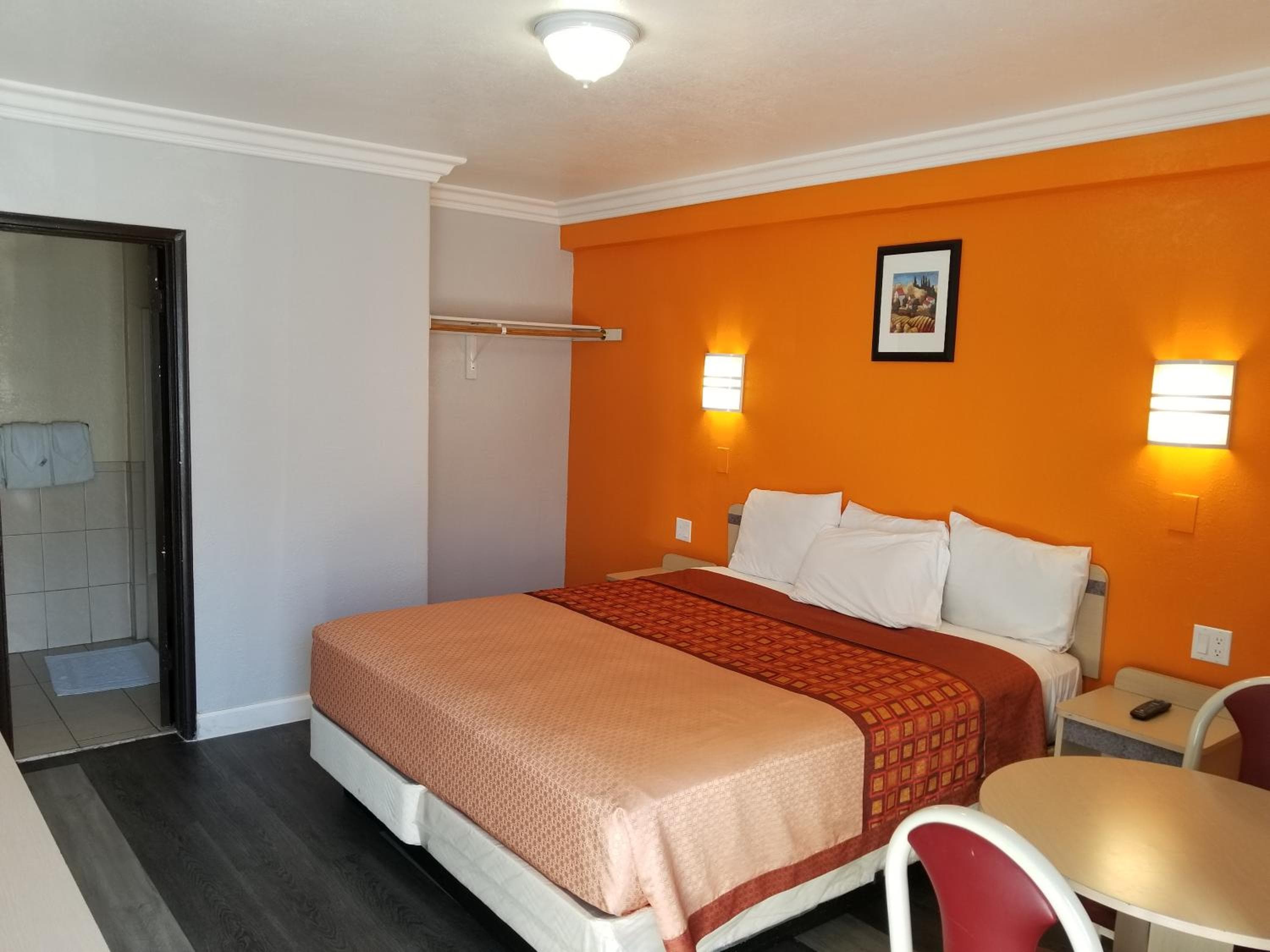 Value Inn Hollywood — 14