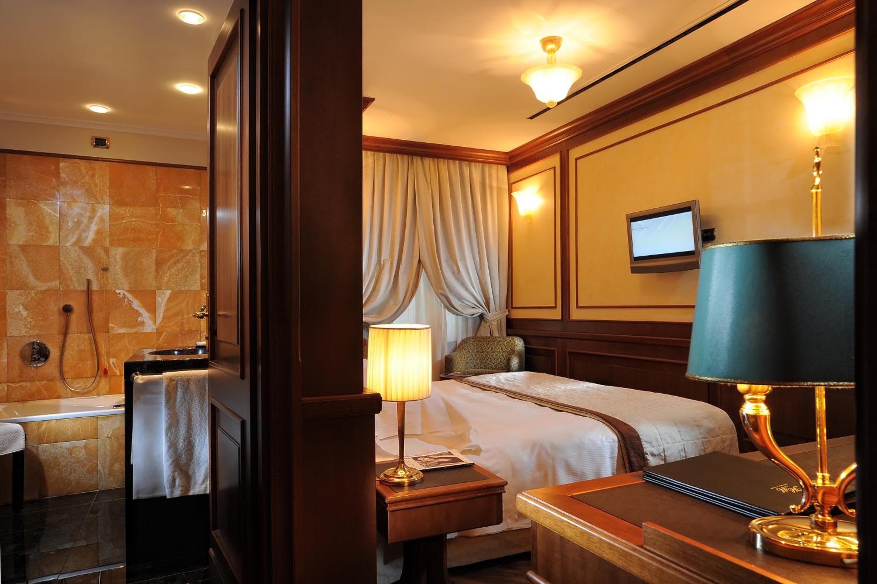 Albergo Manzoni — 4