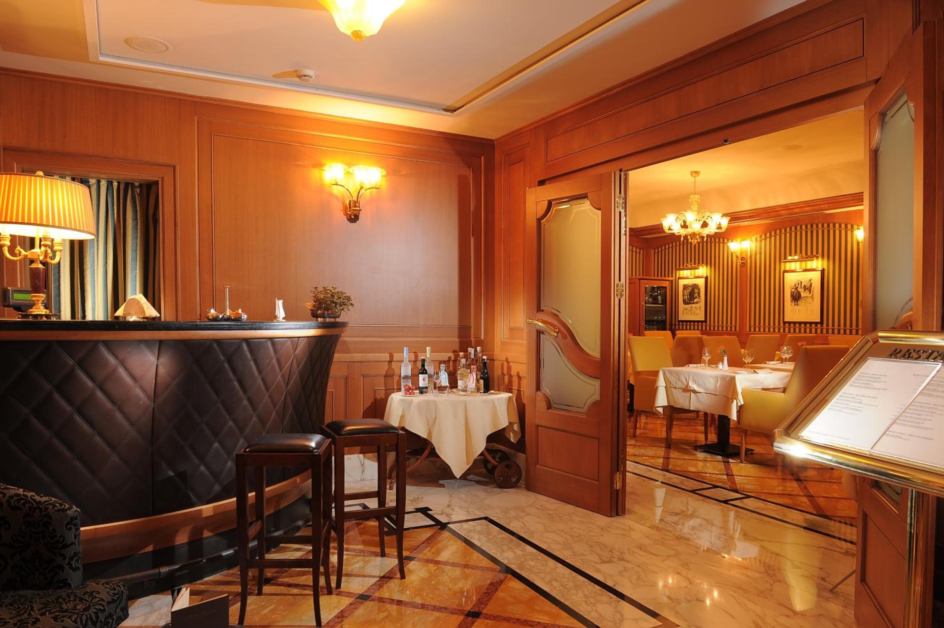 Albergo Manzoni — 9