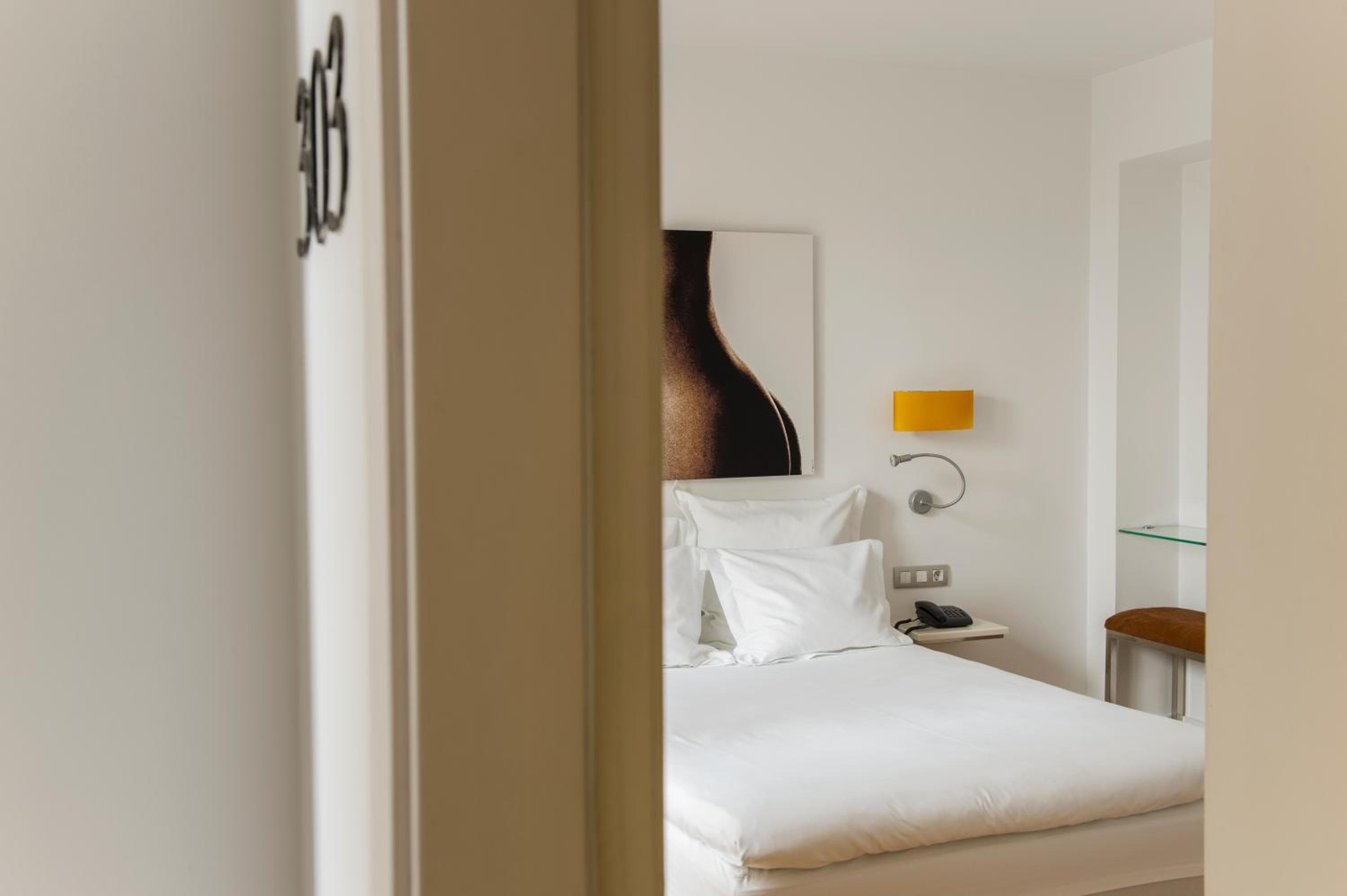 Petit Palace Hotel Tres — 10